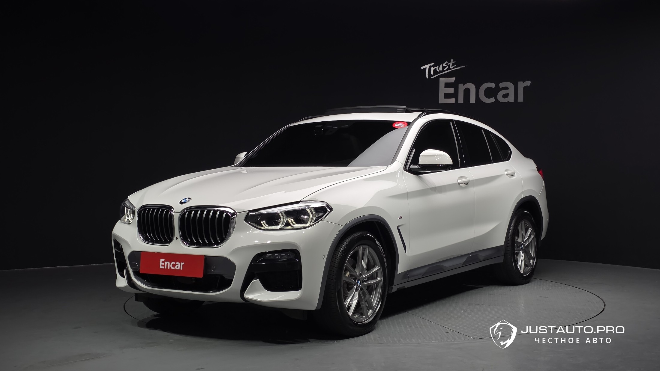 Автомобиль BMW X4
