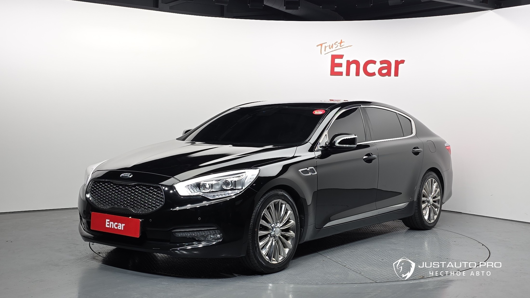 Автомобиль Kia K9