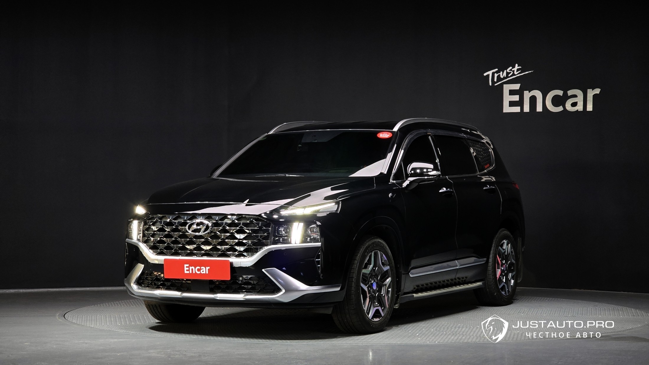 Автомобиль Hyundai Santafe
