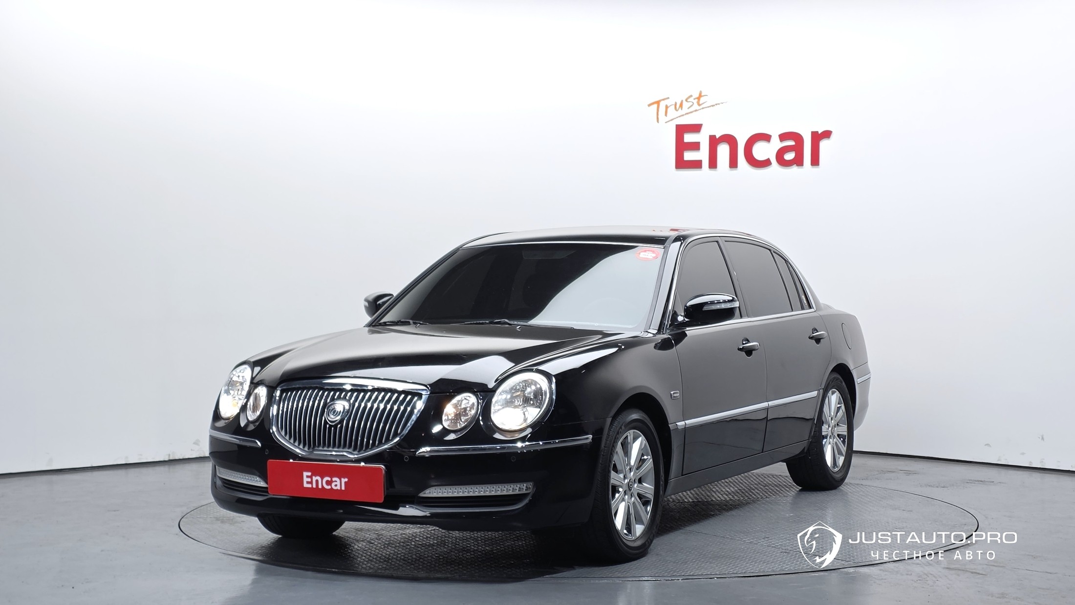 Автомобиль Kia OPIRUS