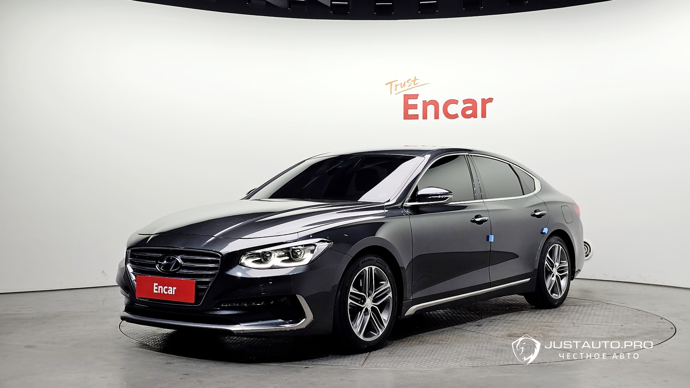 Автомобиль Hyundai Grandeur