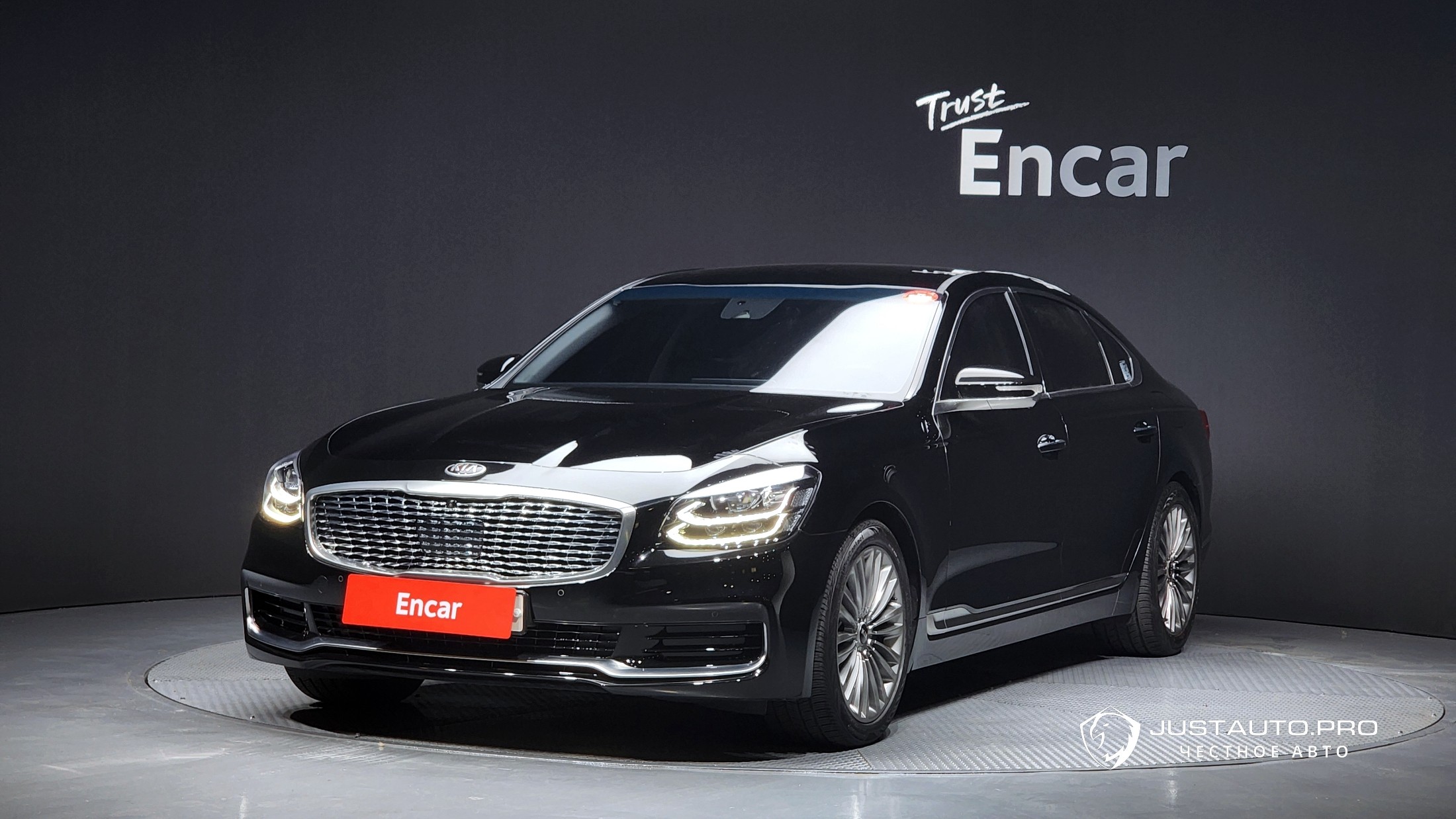 Автомобиль Kia K9