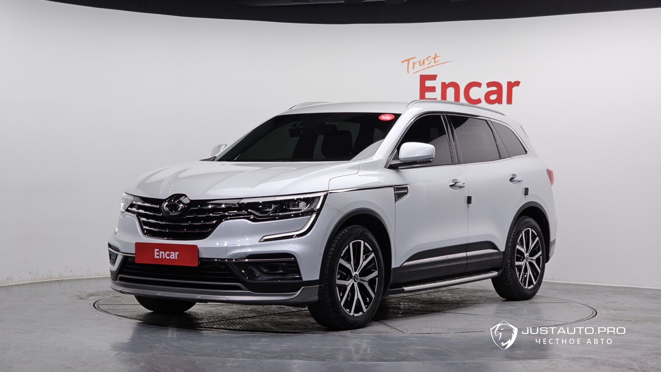 Автомобиль Renault-KoreaSamsung QM6