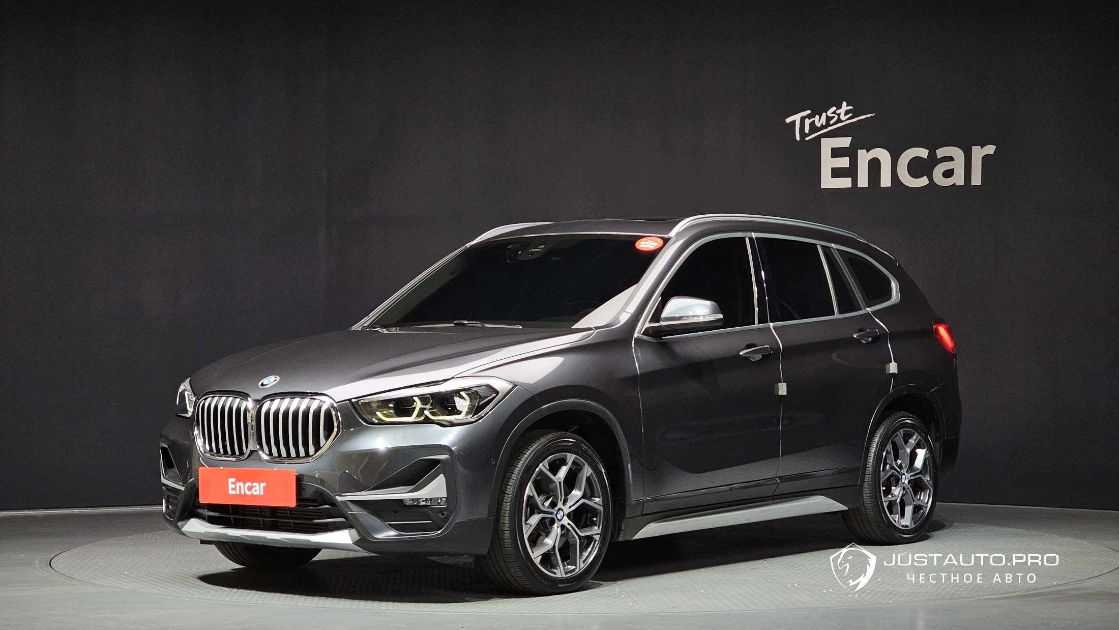 Автомобиль BMW X1