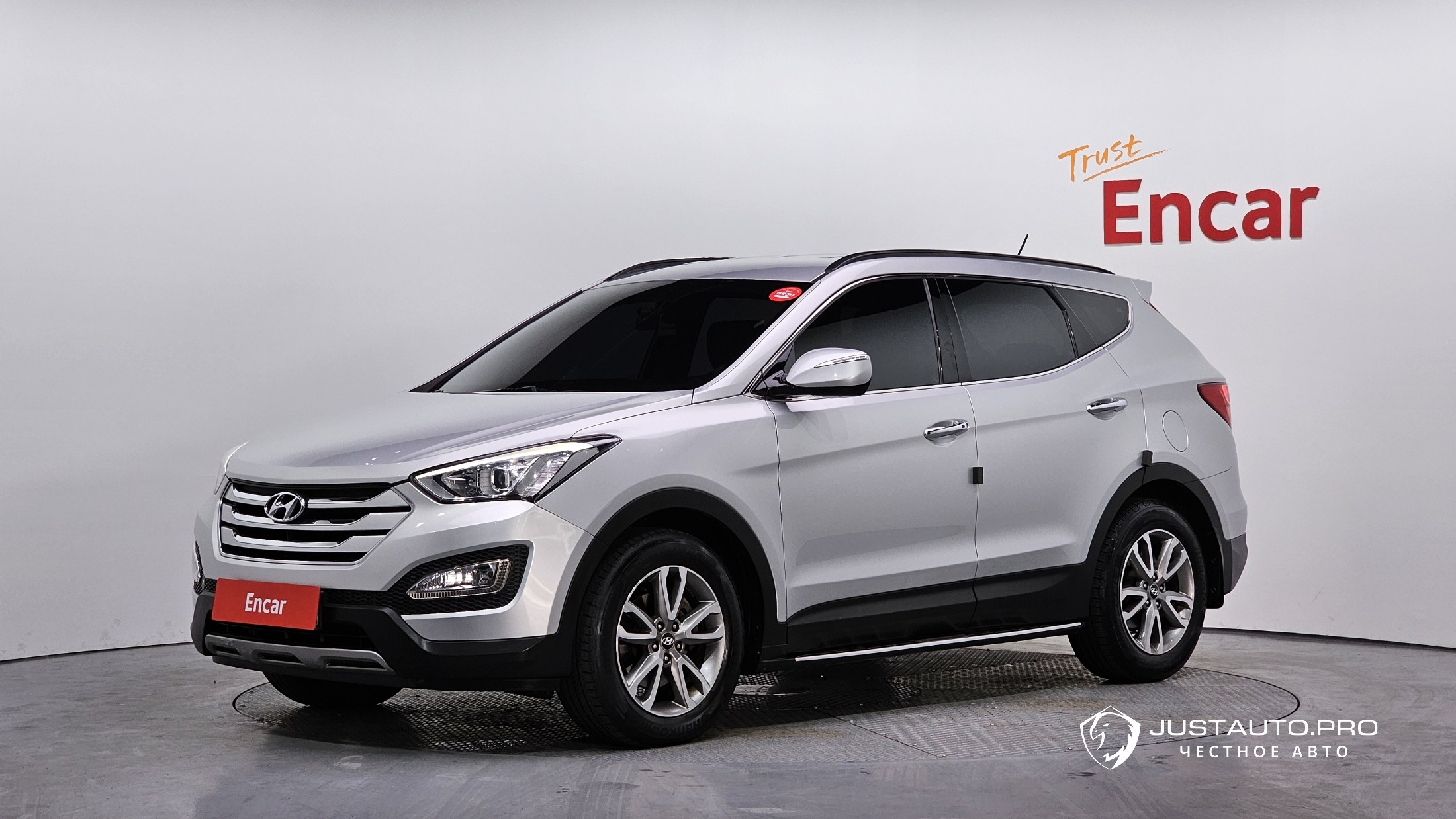 Автомобиль Hyundai Santafe