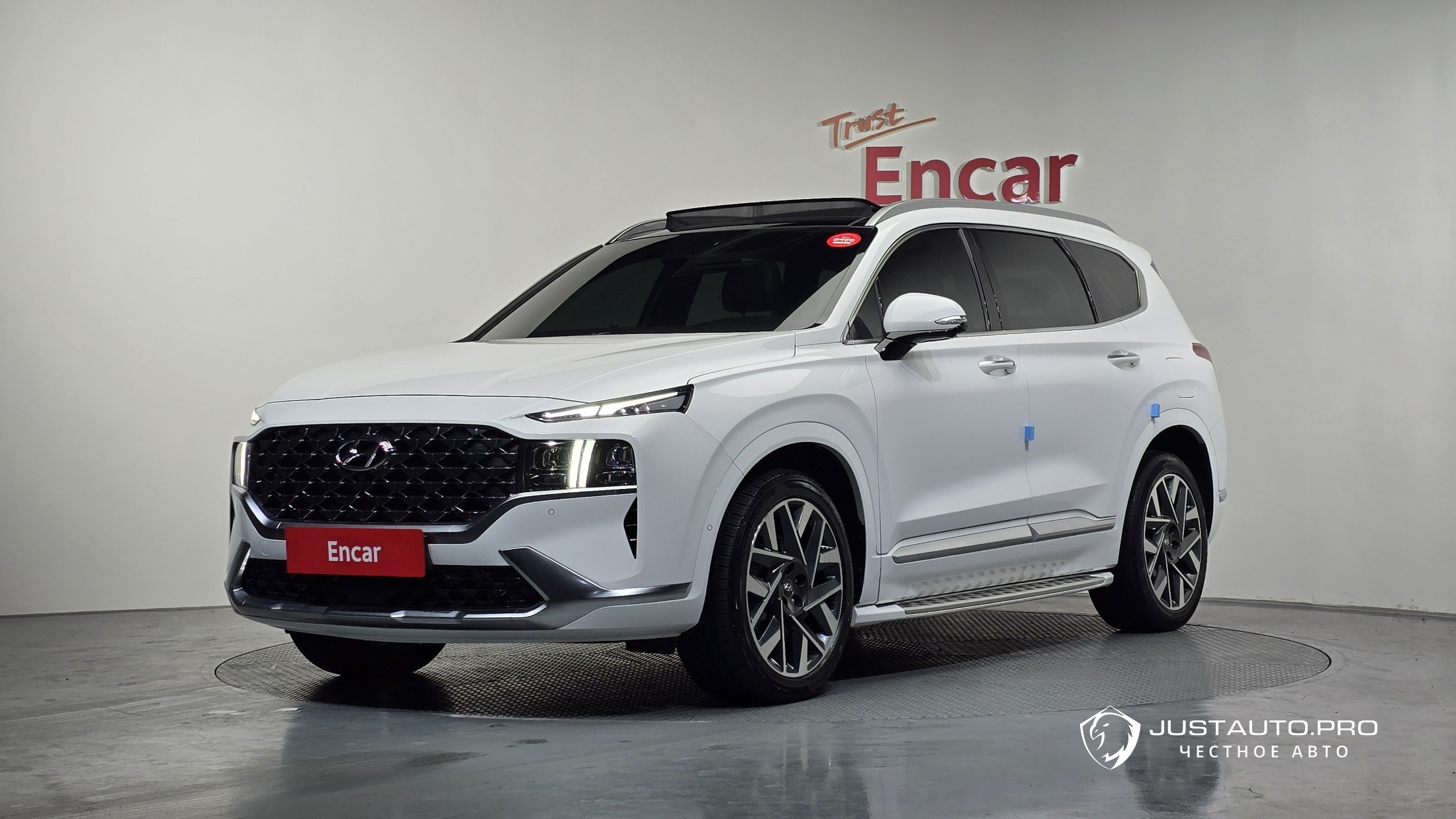 Автомобиль Hyundai Santafe