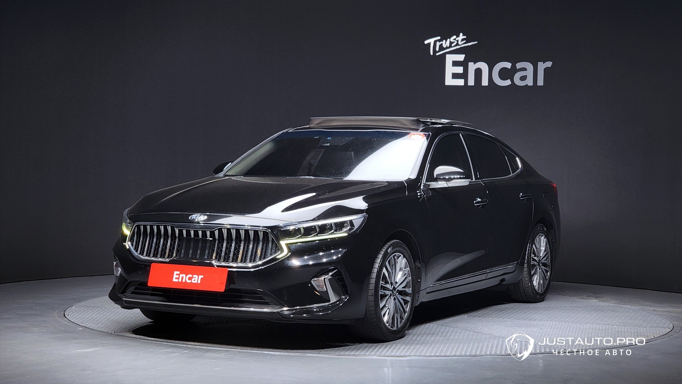 Автомобиль Kia K7