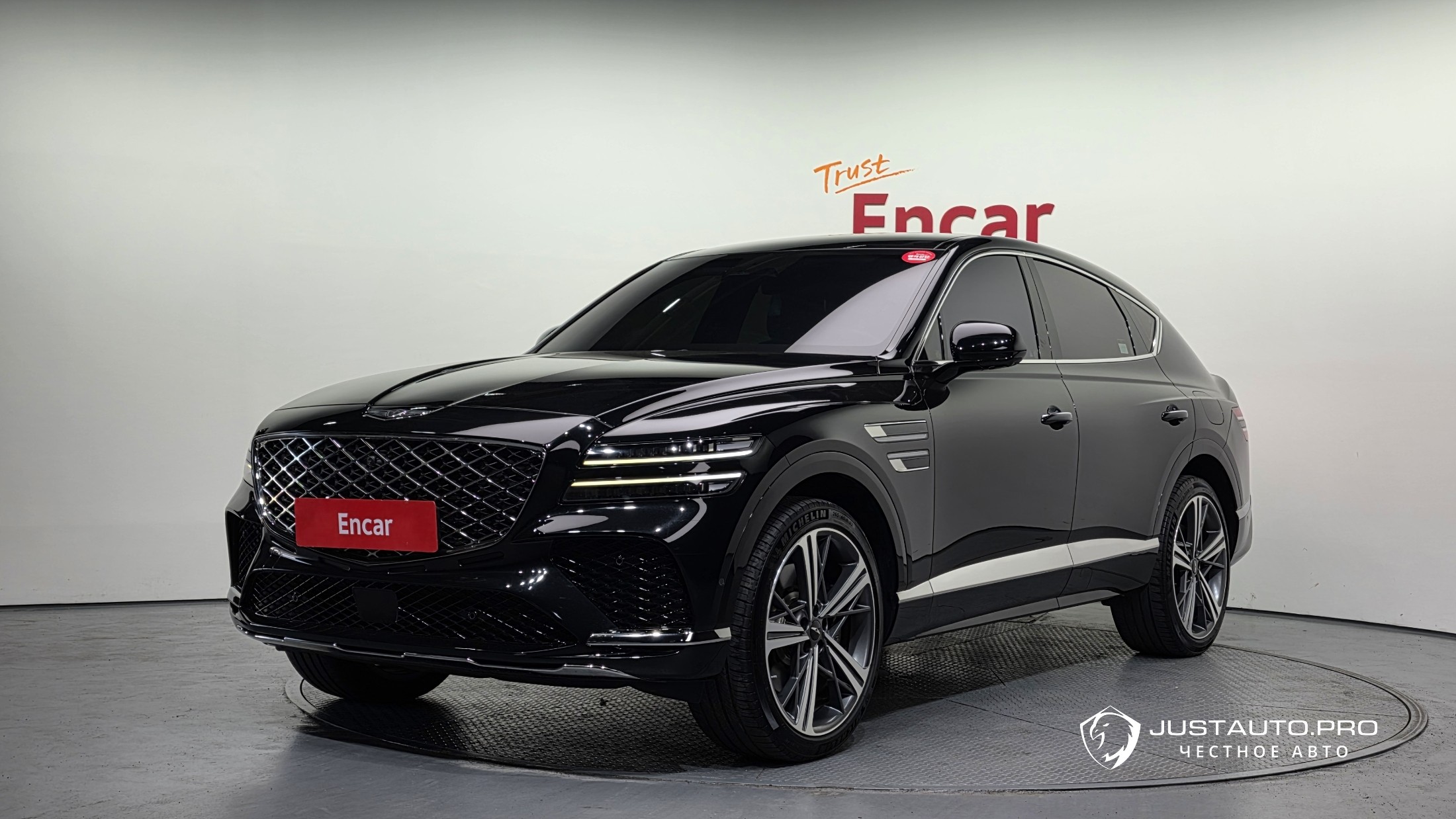 Автомобиль Genesis GV80
