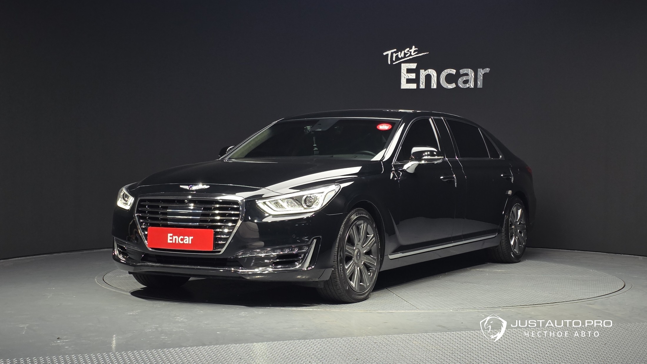 Автомобиль Genesis EQ900