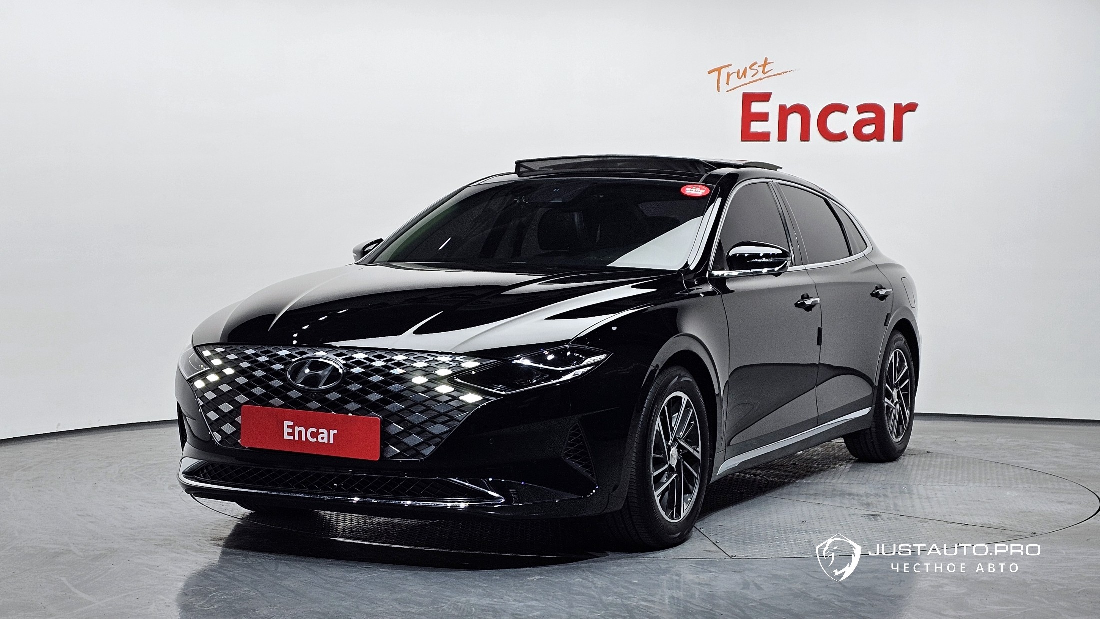 Автомобиль Hyundai Grandeur