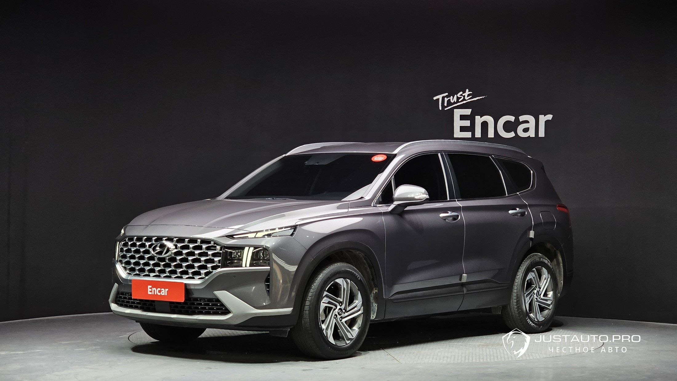 Автомобиль Hyundai Santafe