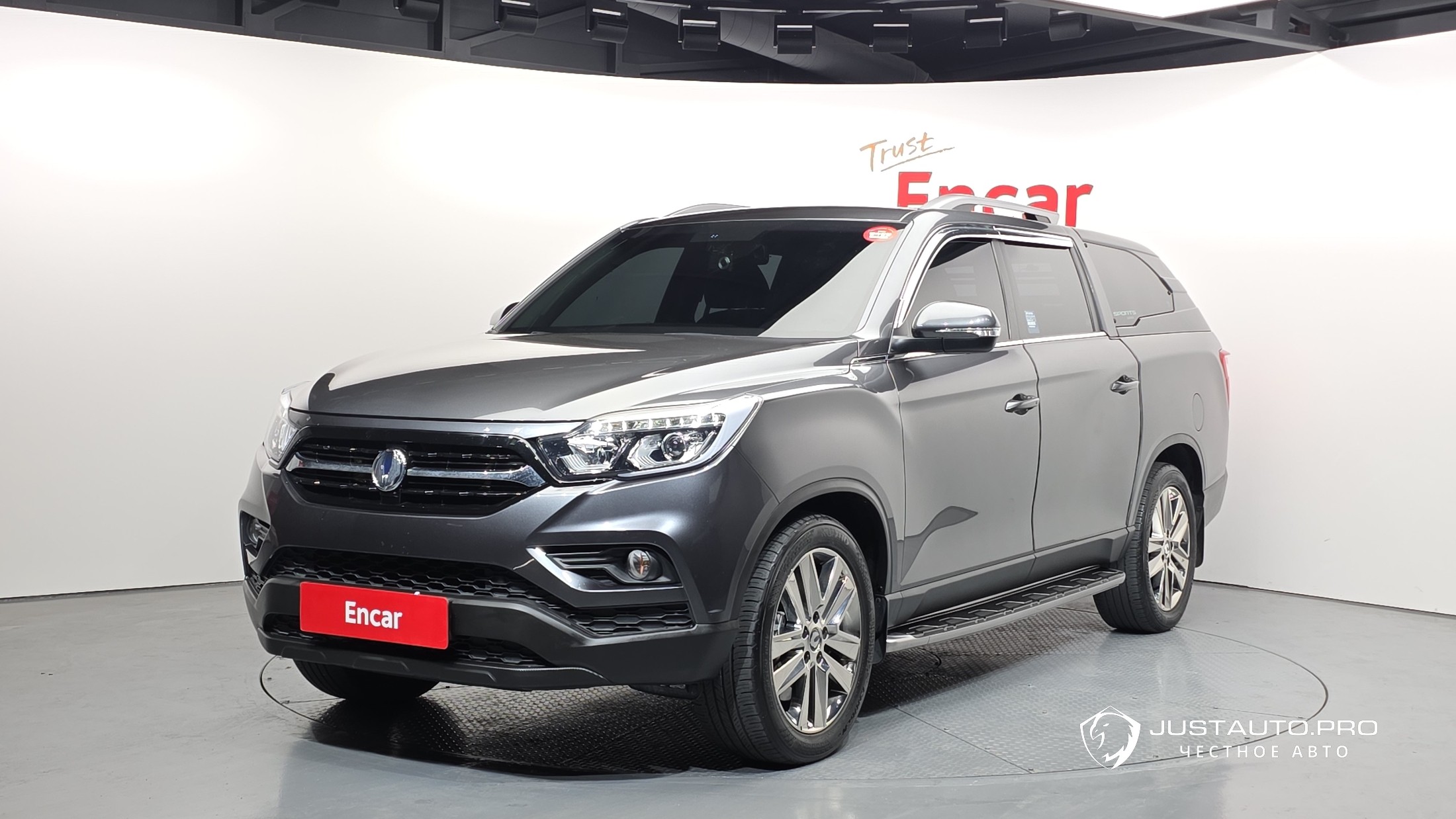 Автомобиль KG_Mobility_Ssangyong Rexton