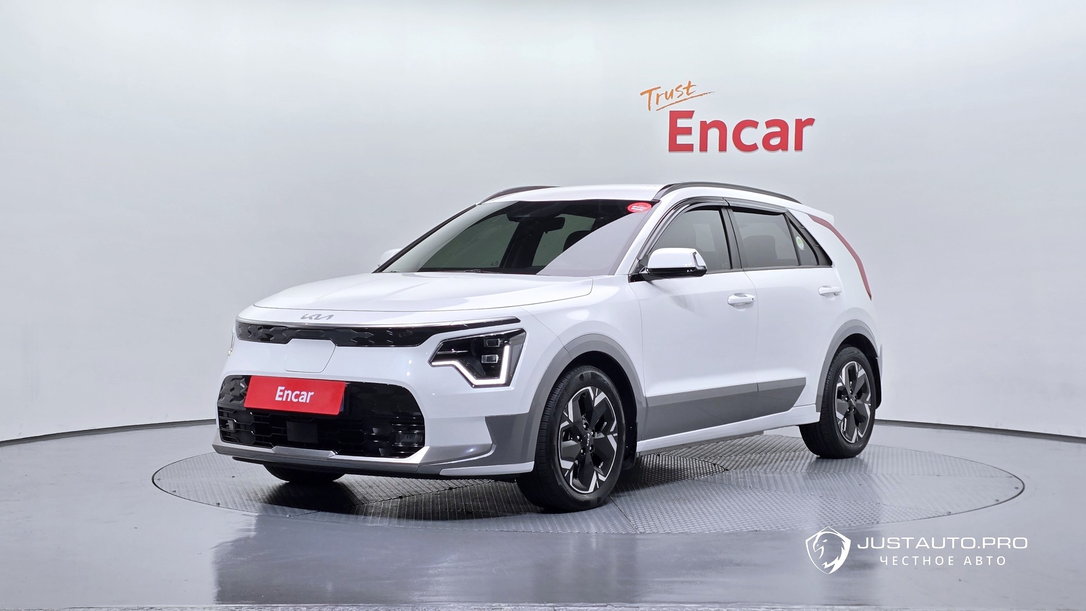 Автомобиль Kia Niro