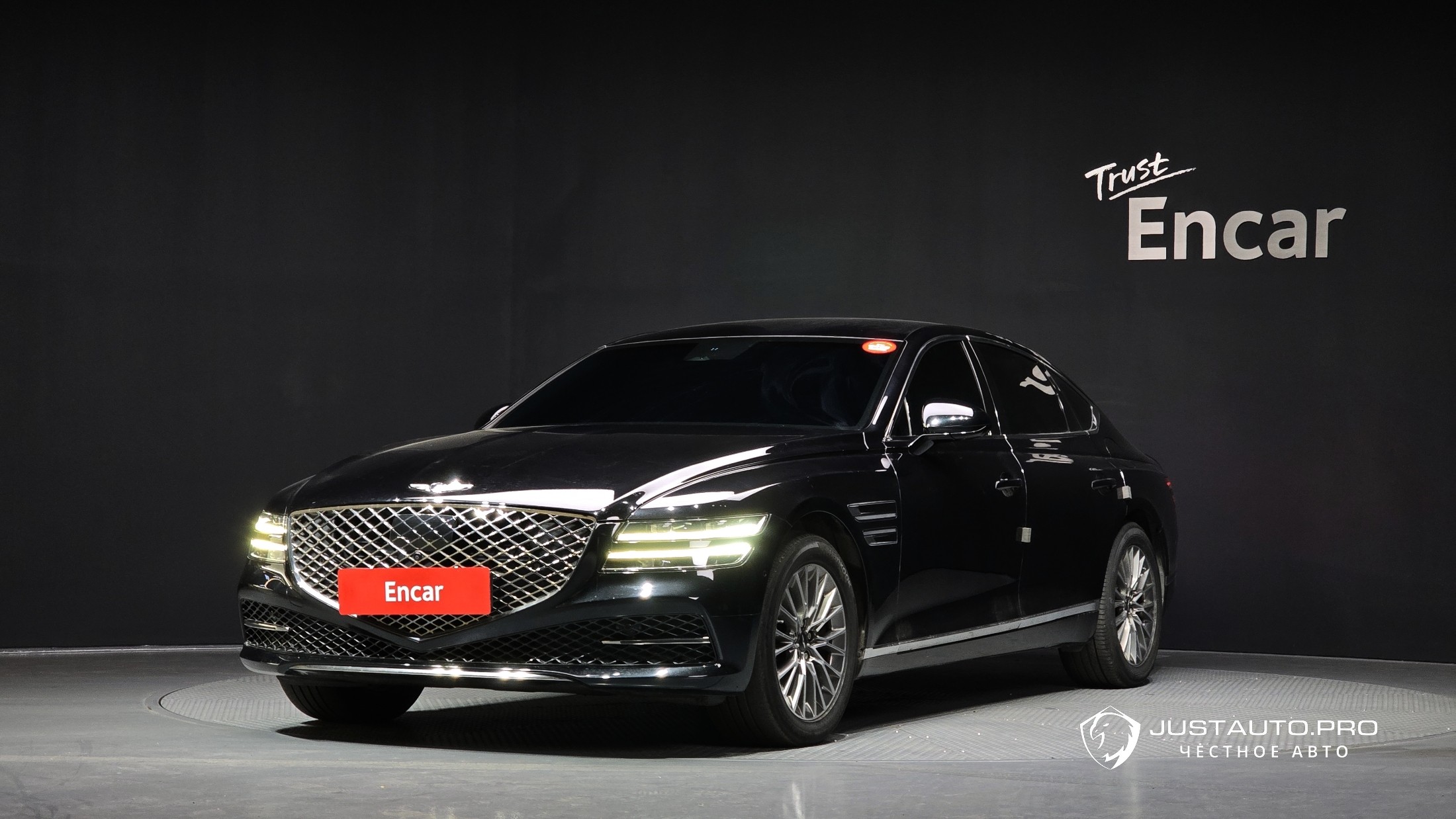 Автомобиль Genesis G80
