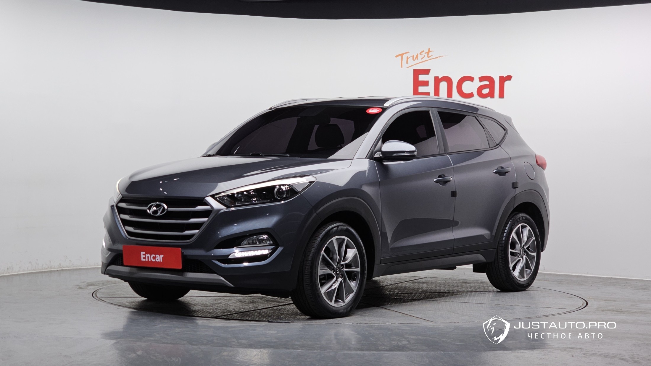 Автомобиль Hyundai Tucson