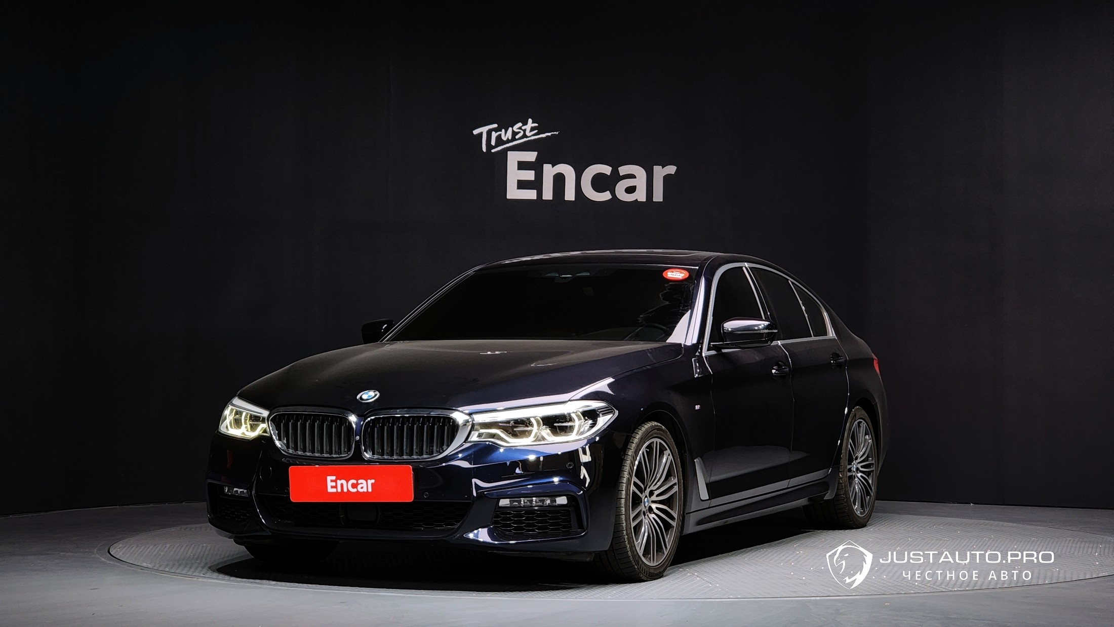 Автомобиль BMW 5-Series