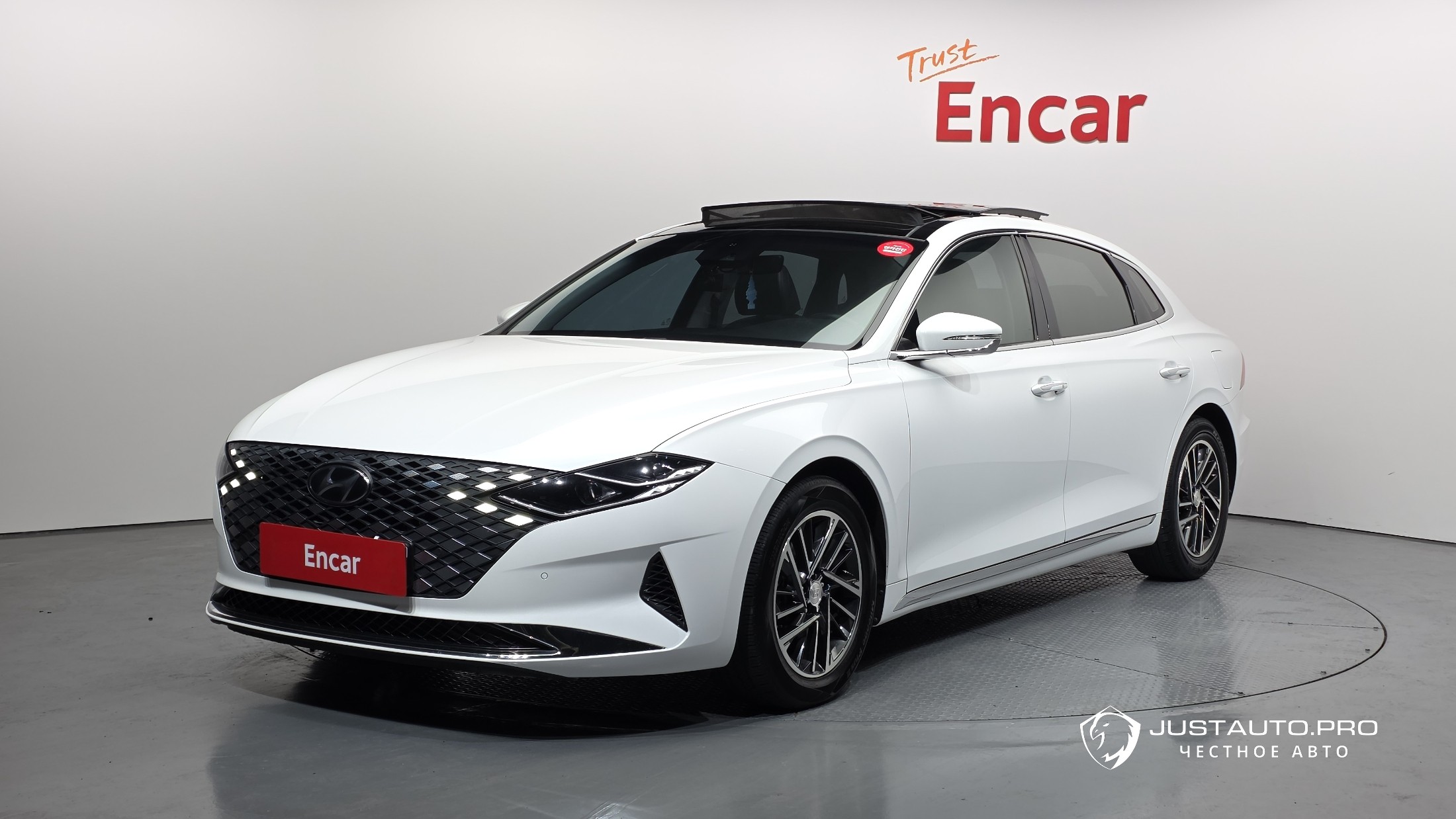 Автомобиль Hyundai Grandeur