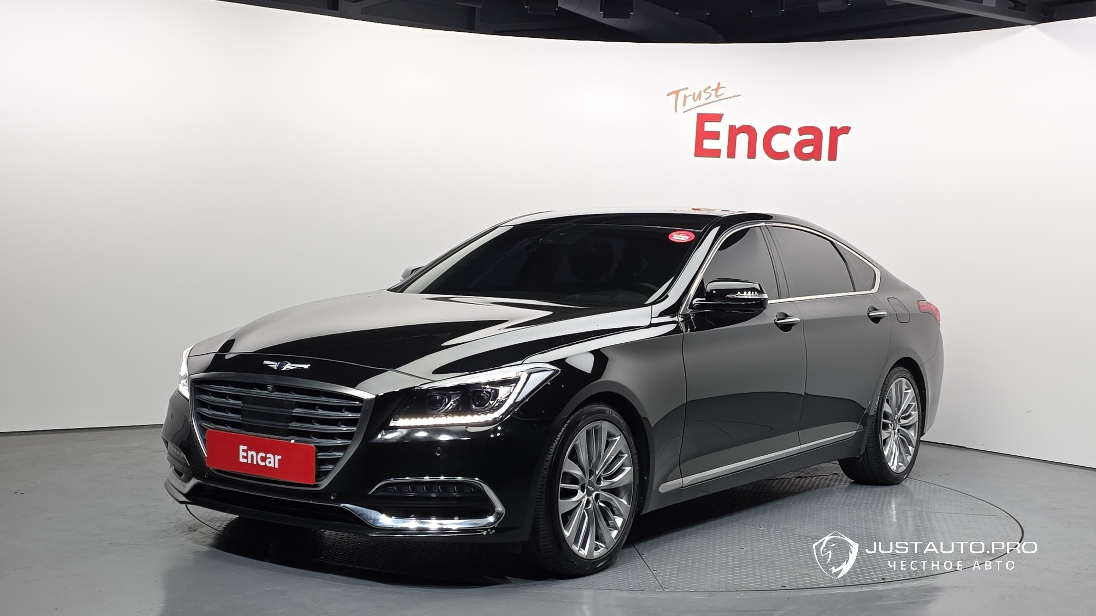 Автомобиль Genesis G80