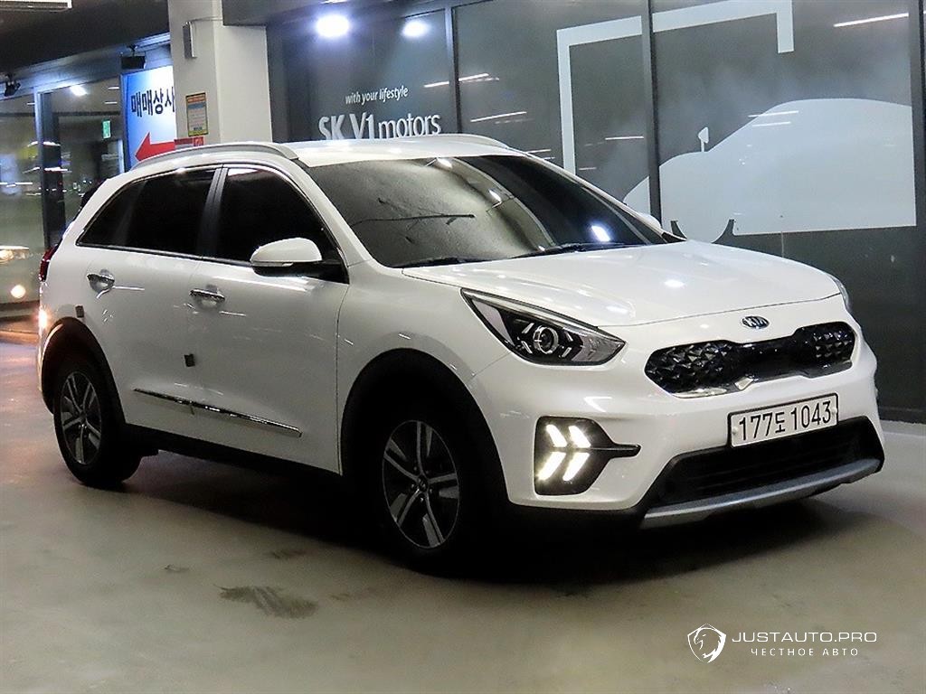 Автомобиль Kia Niro