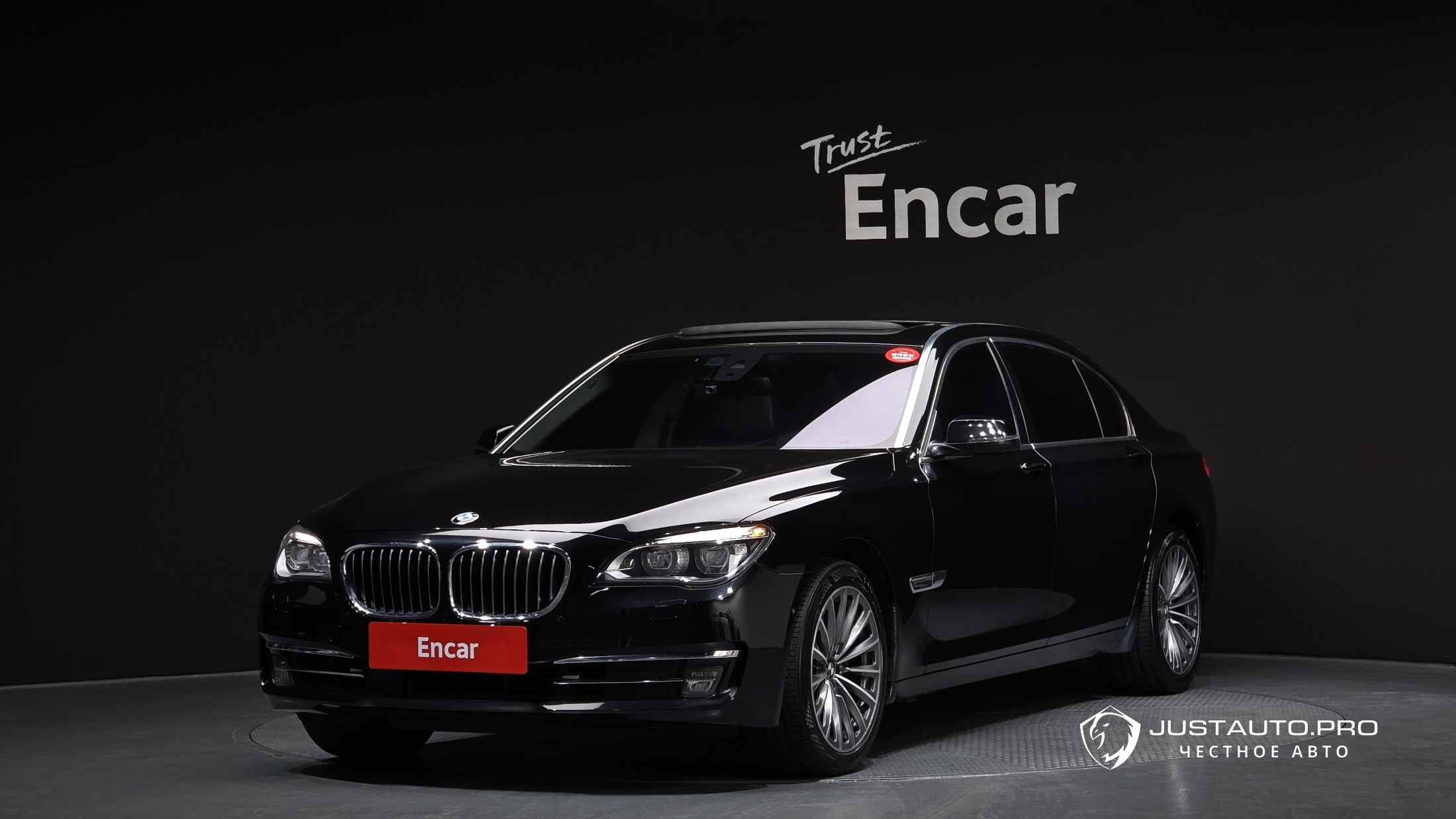 Автомобиль BMW 7-Series
