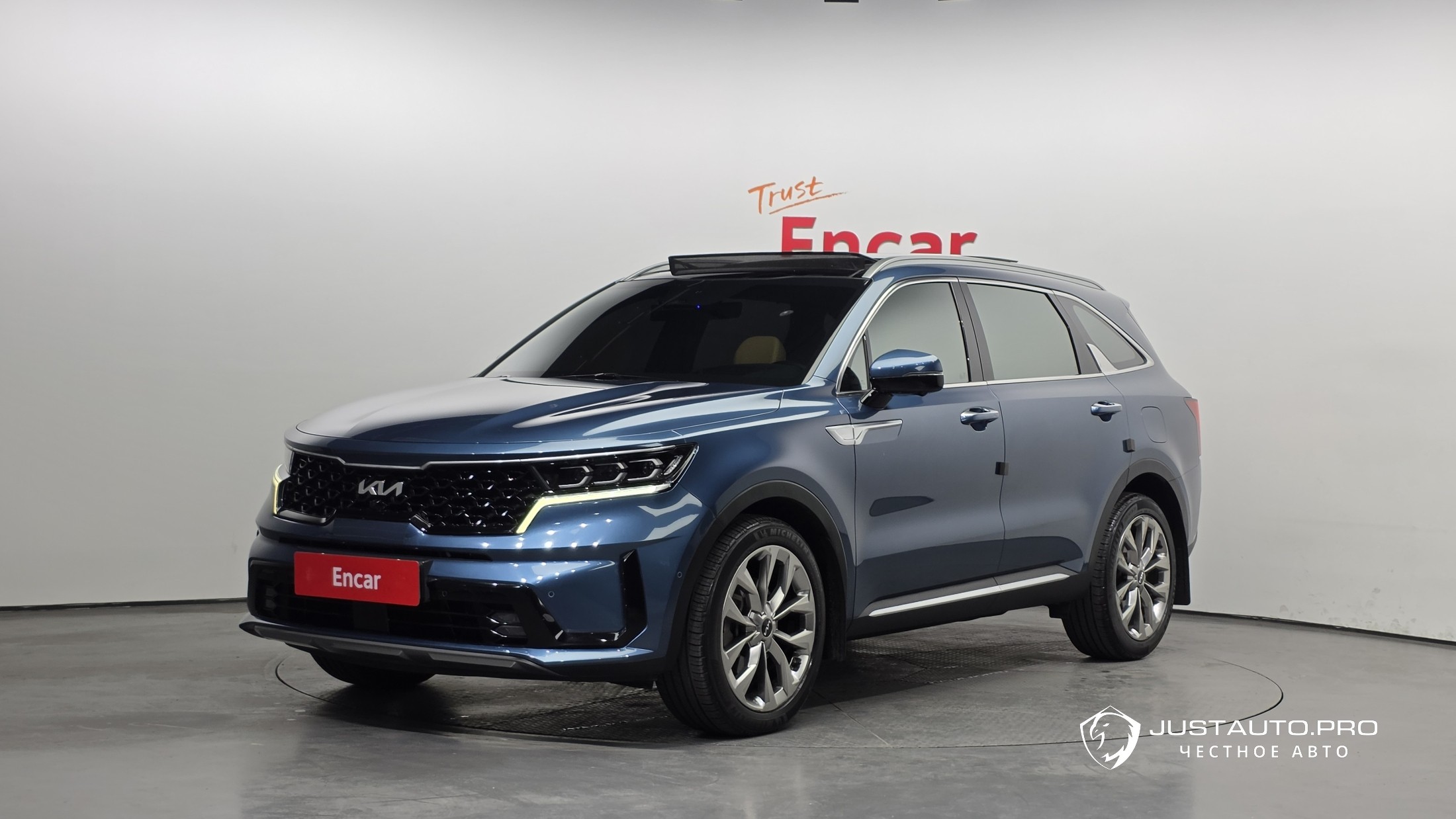Автомобиль Kia Sorento