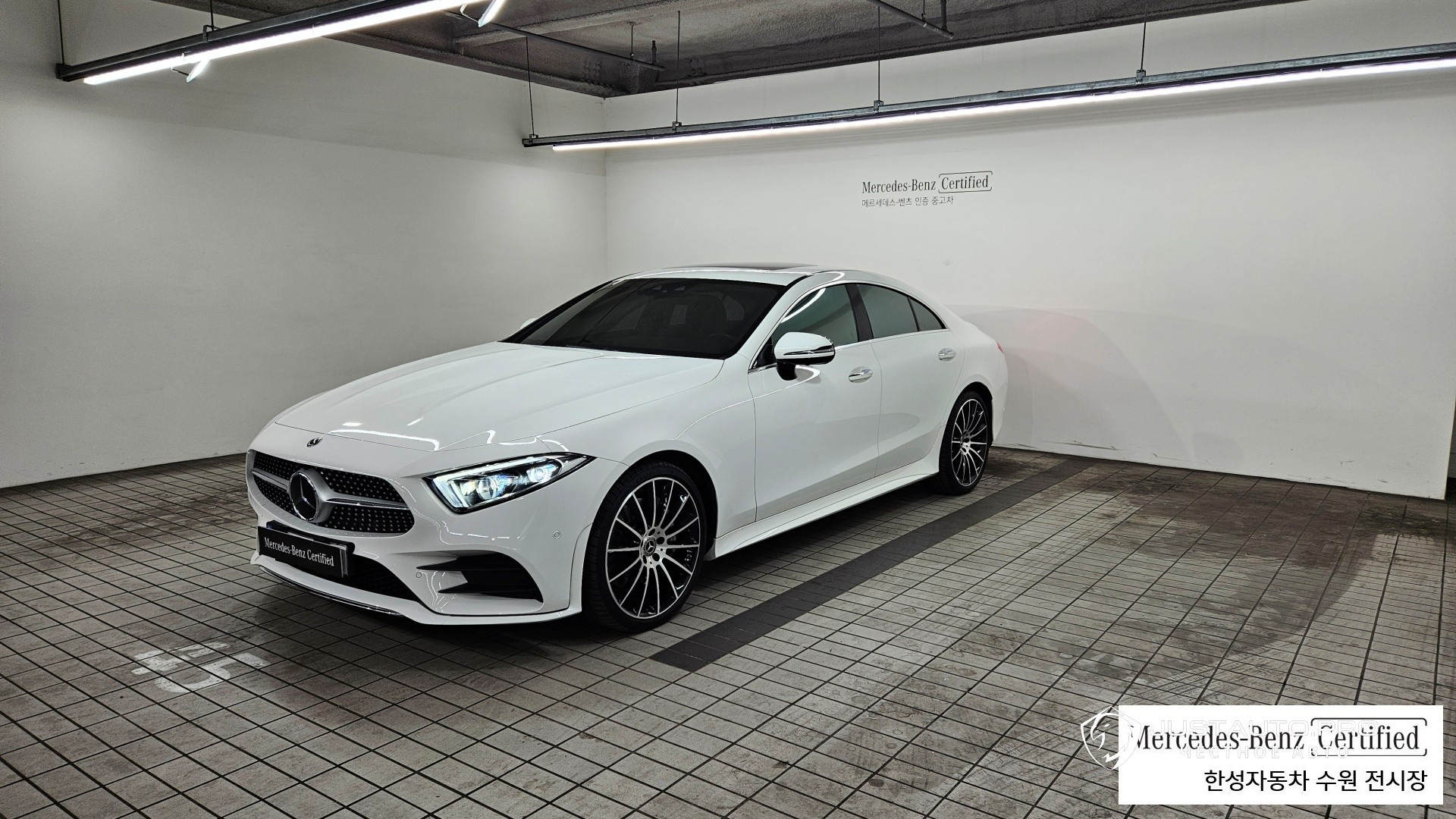 Автомобиль Mercedes-Benz CLS-Class
