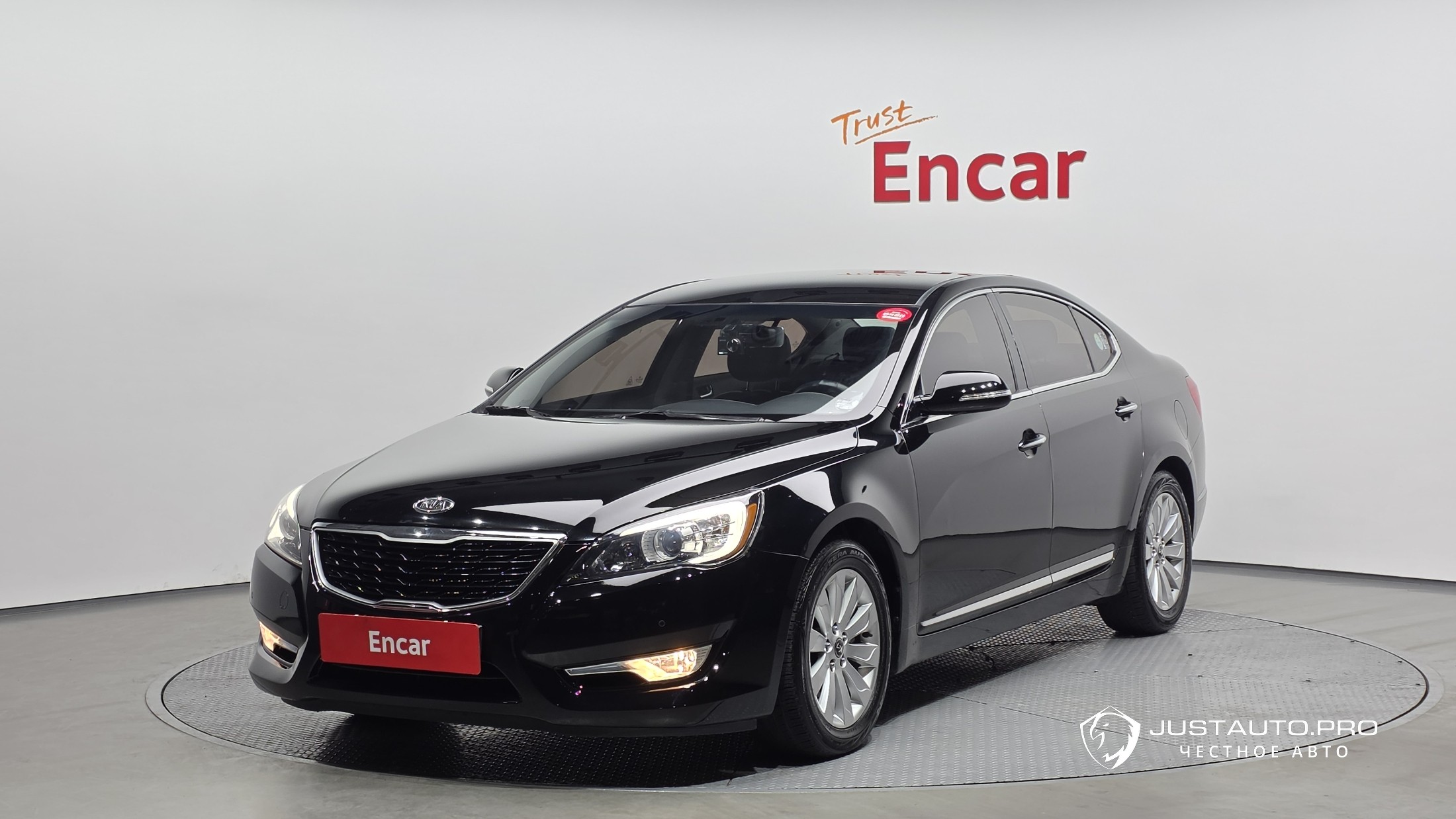 Автомобиль Kia K7
