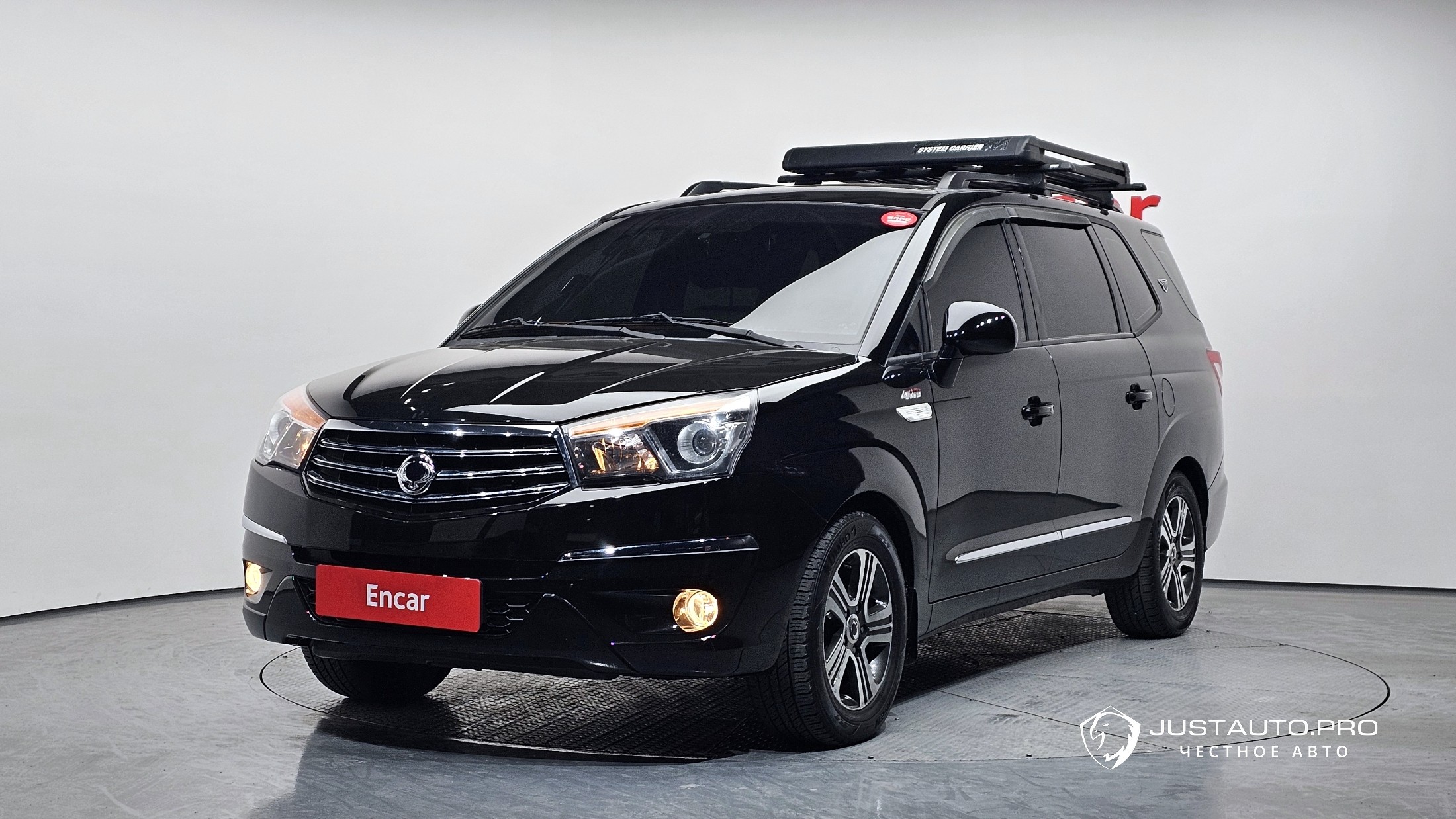 Автомобиль KG_Mobility_Ssangyong KORANDO