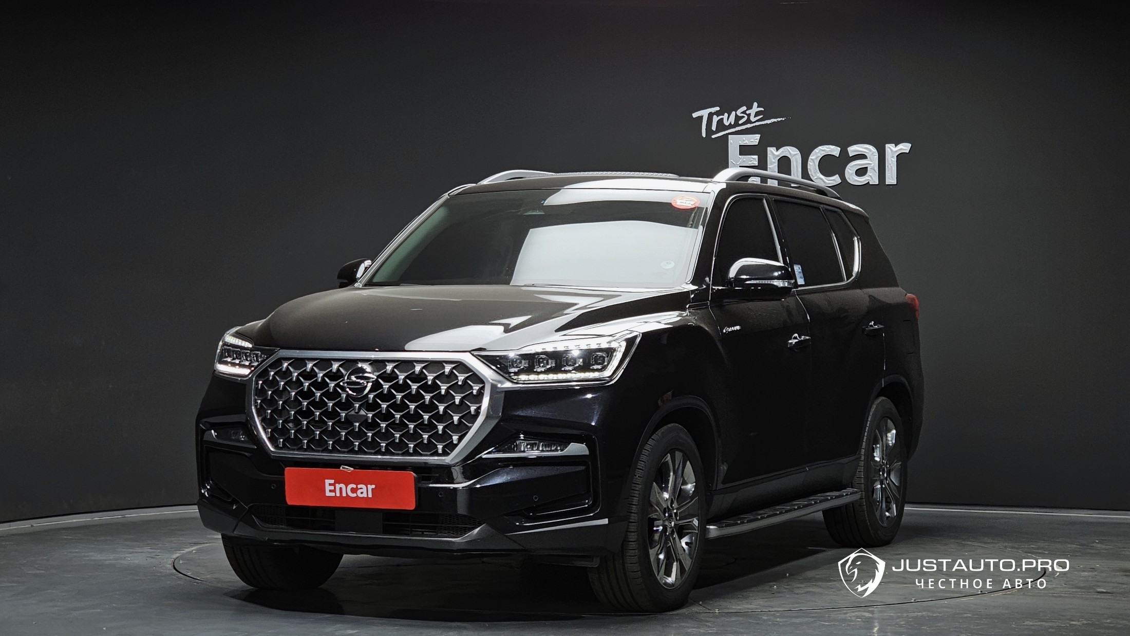 Автомобиль KG_Mobility_Ssangyong Rexton