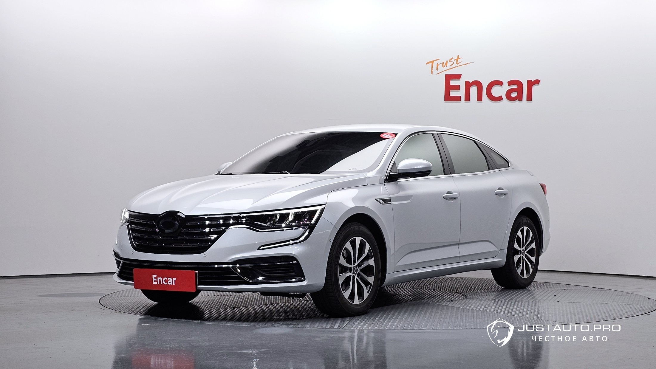 Автомобиль Renault-KoreaSamsung SM6