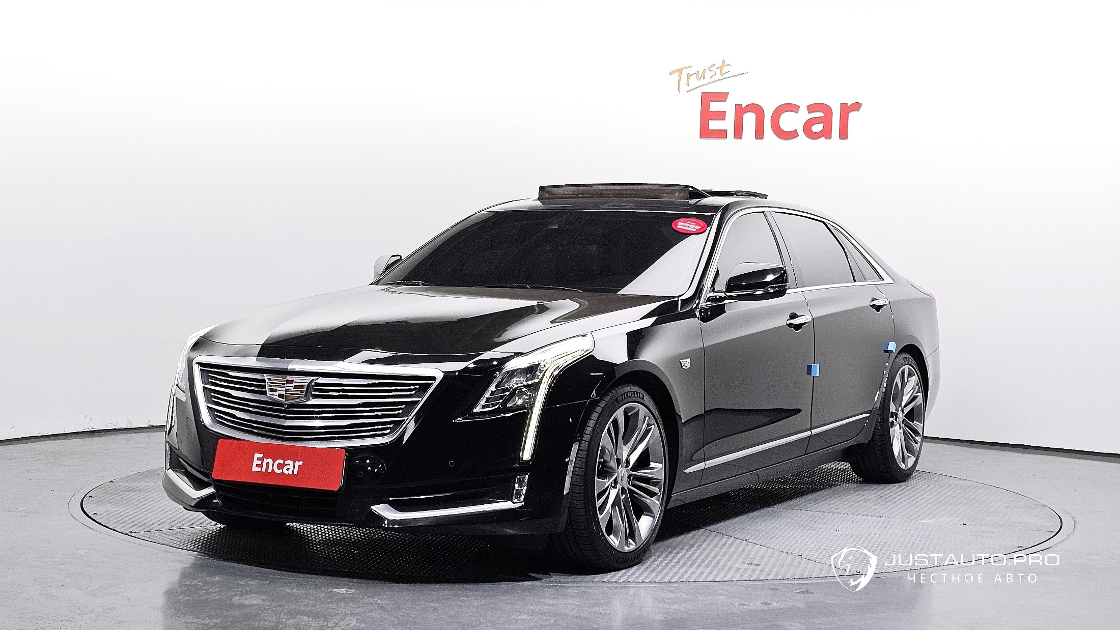 Автомобиль Cadillac CT6