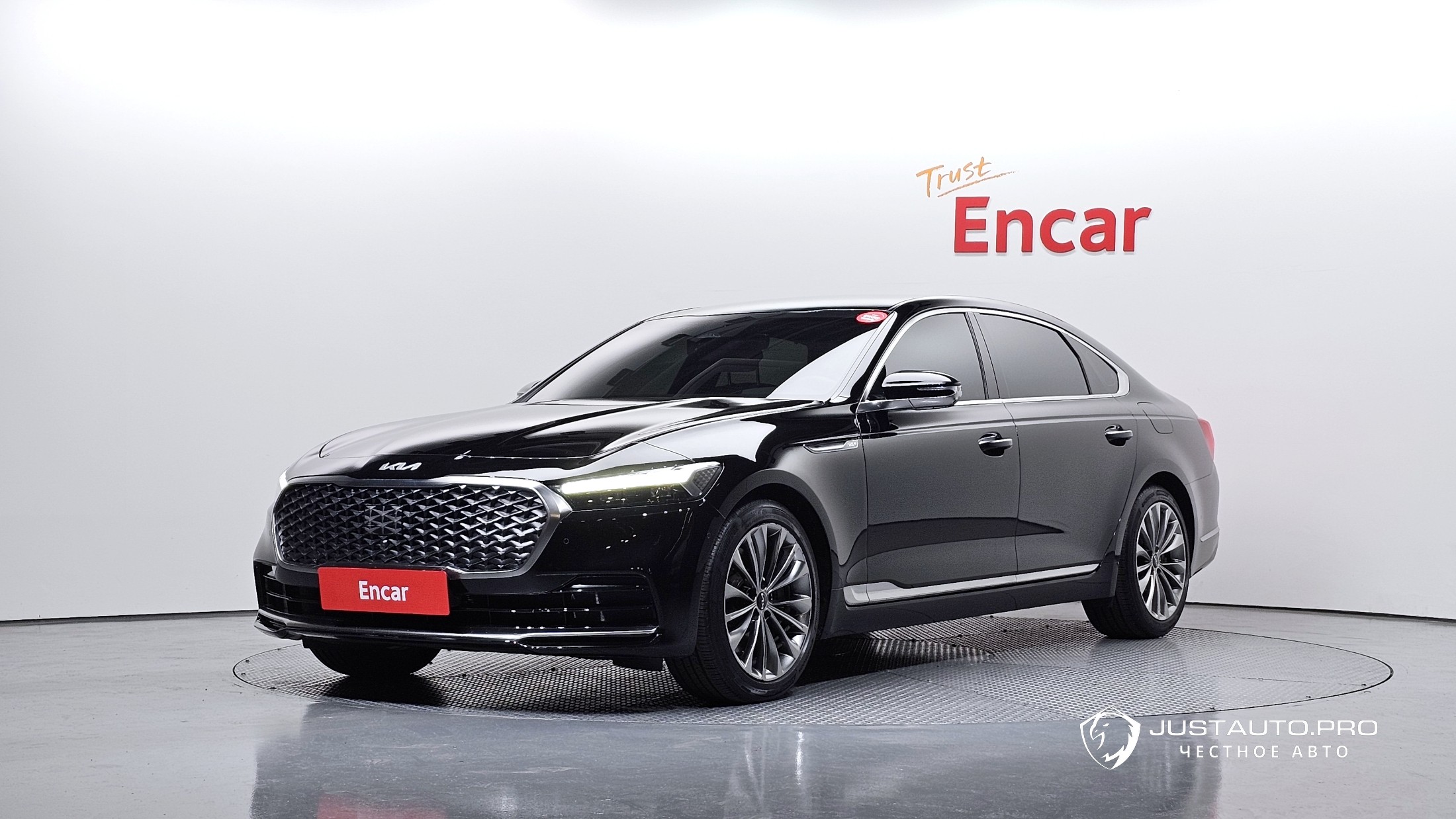 Автомобиль Kia K9