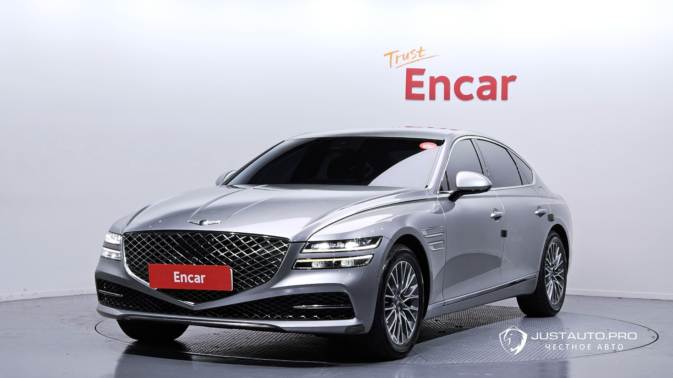 Автомобиль Genesis G80