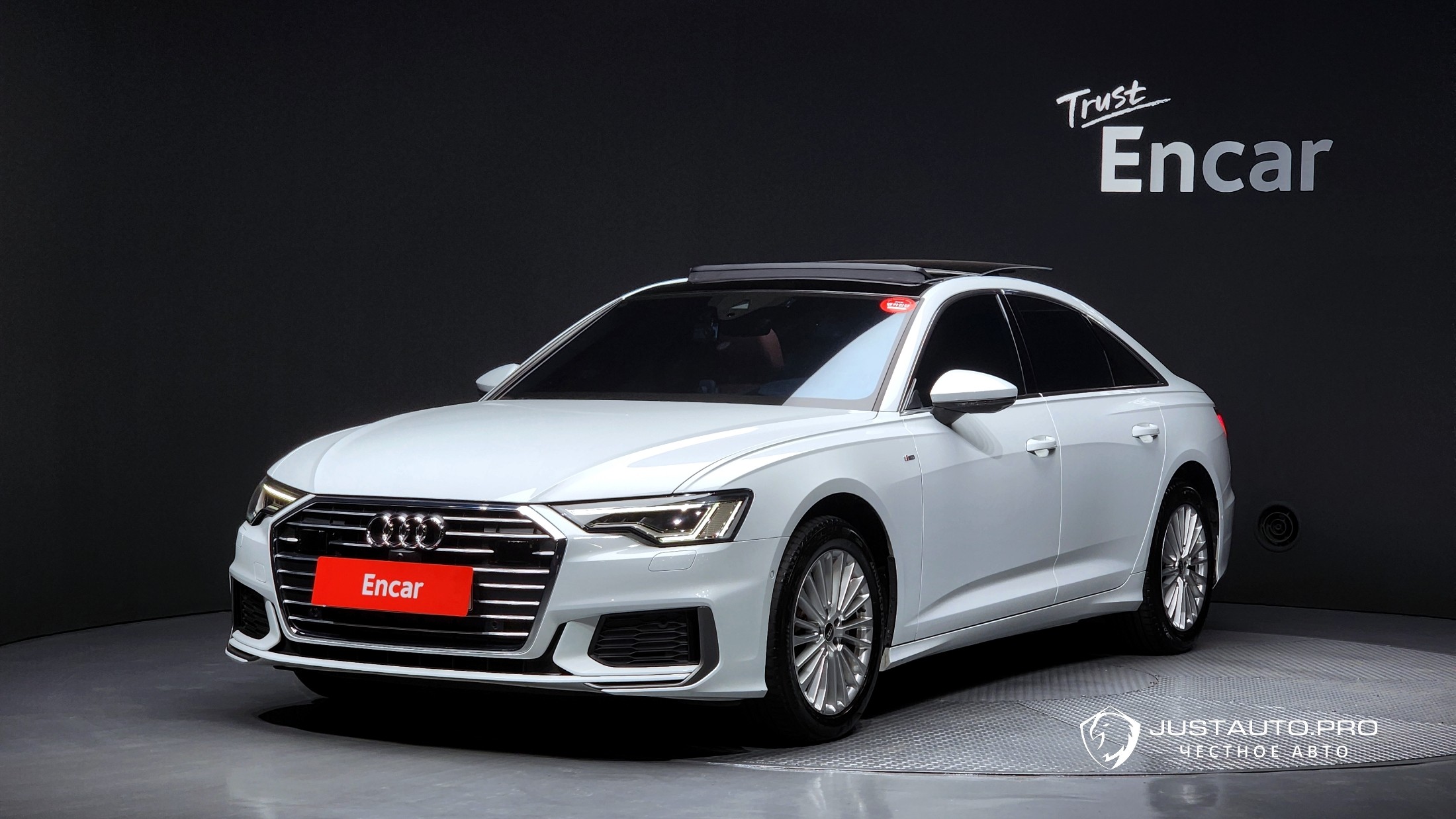 Автомобиль Audi A6