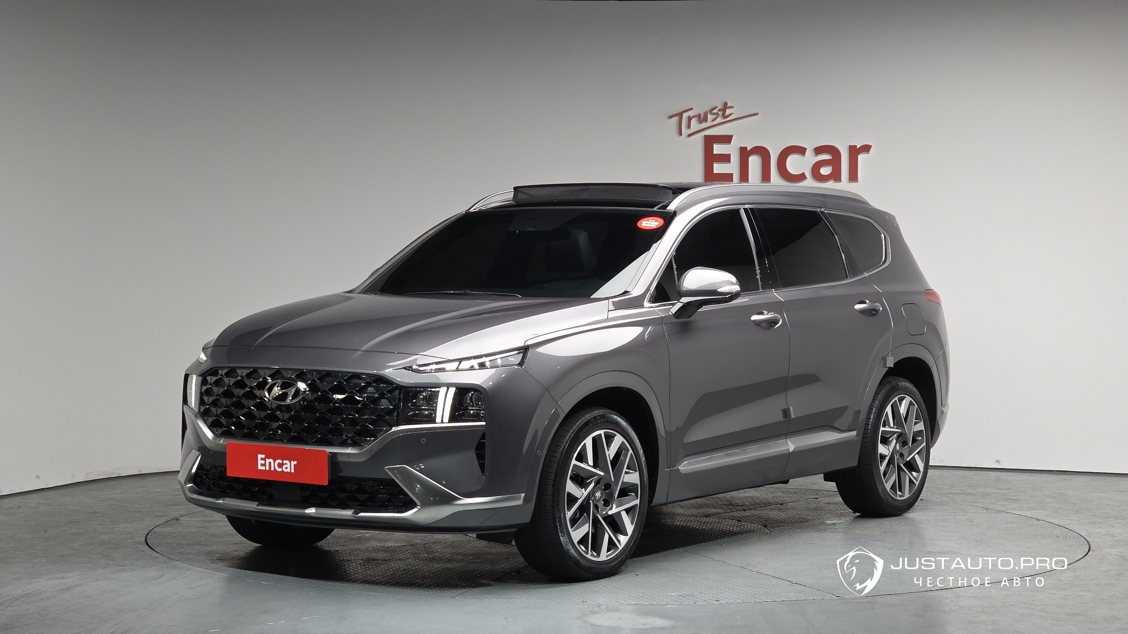 Автомобиль Hyundai Santafe
