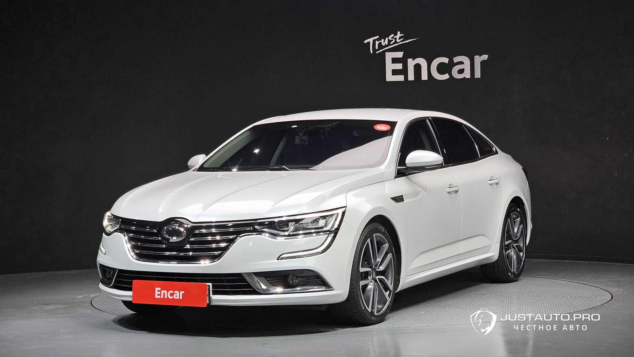 Автомобиль Renault-KoreaSamsung SM6