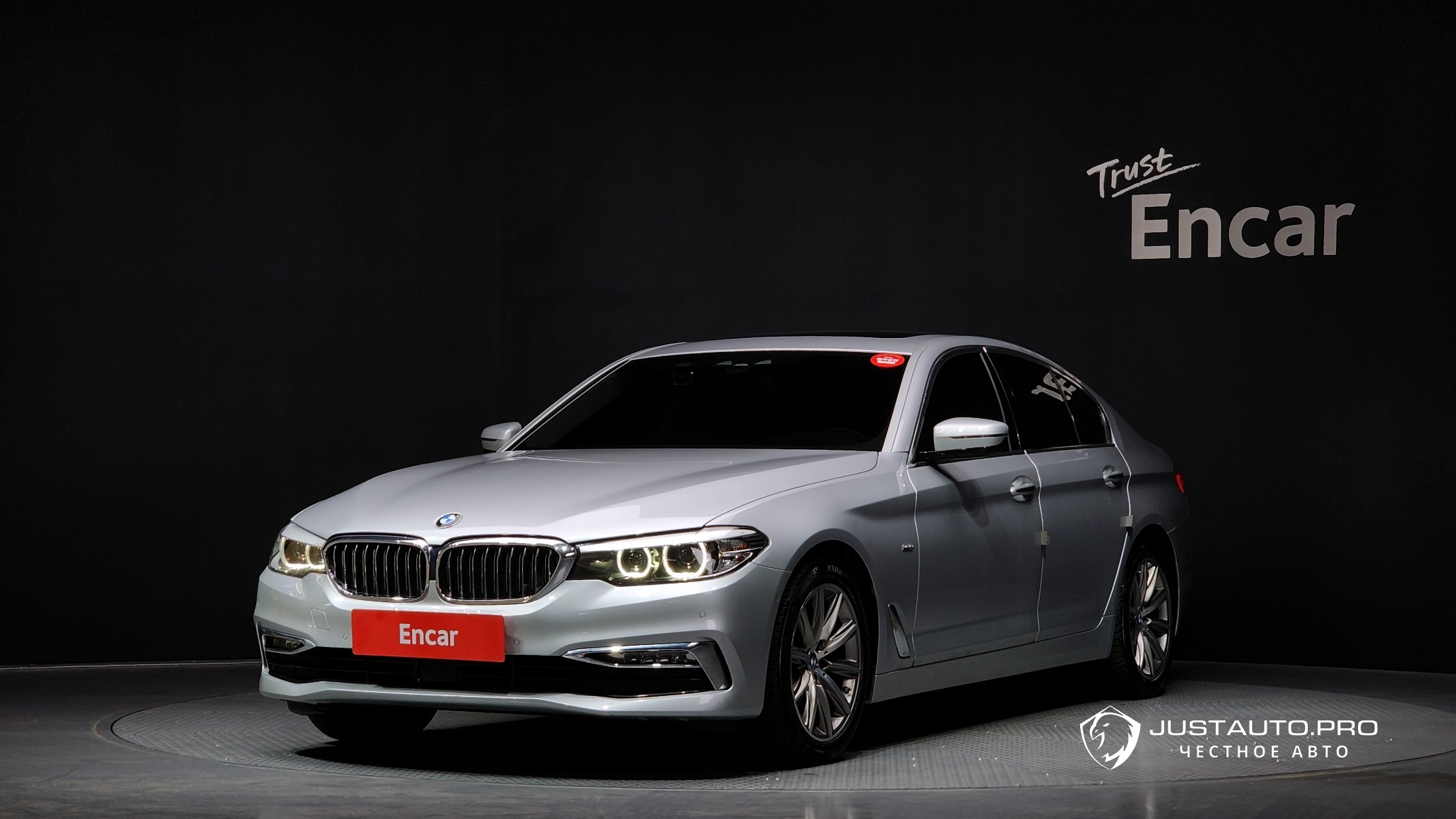 Автомобиль BMW 5-Series