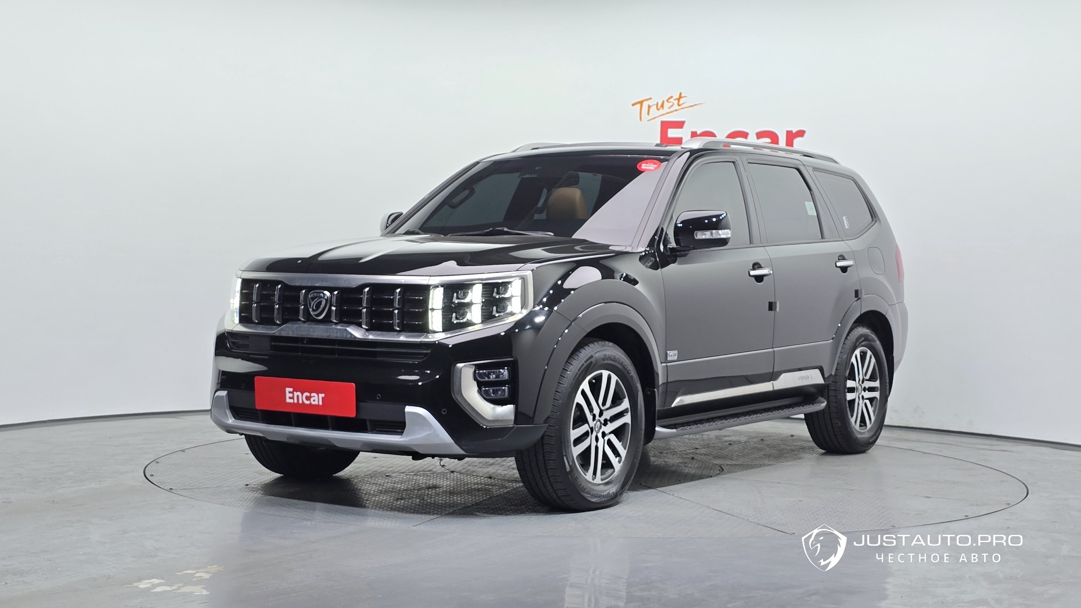 Автомобиль Kia Mohave