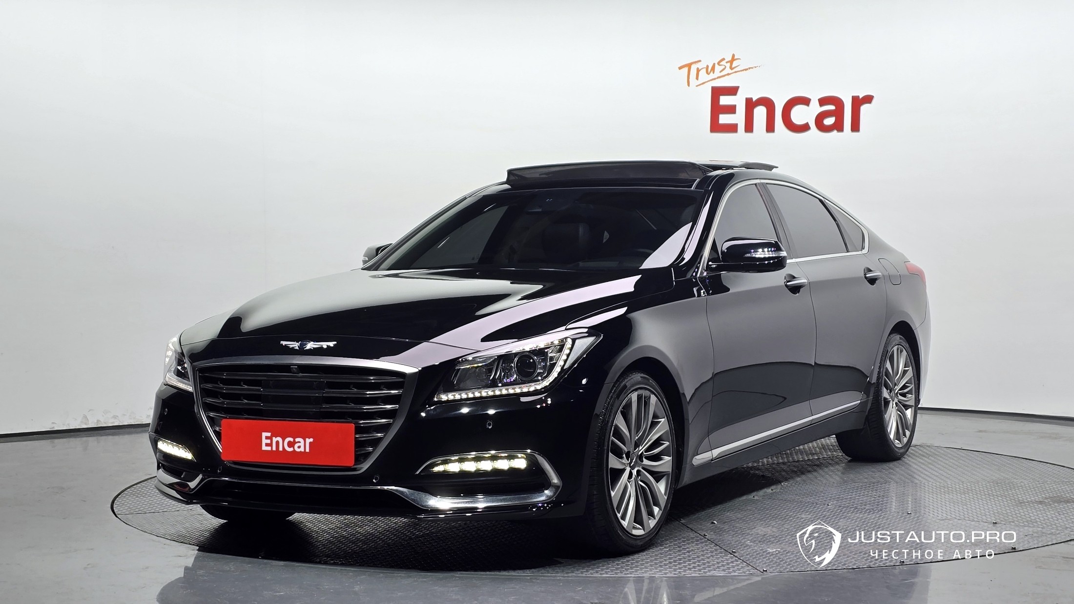 Автомобиль Genesis G80