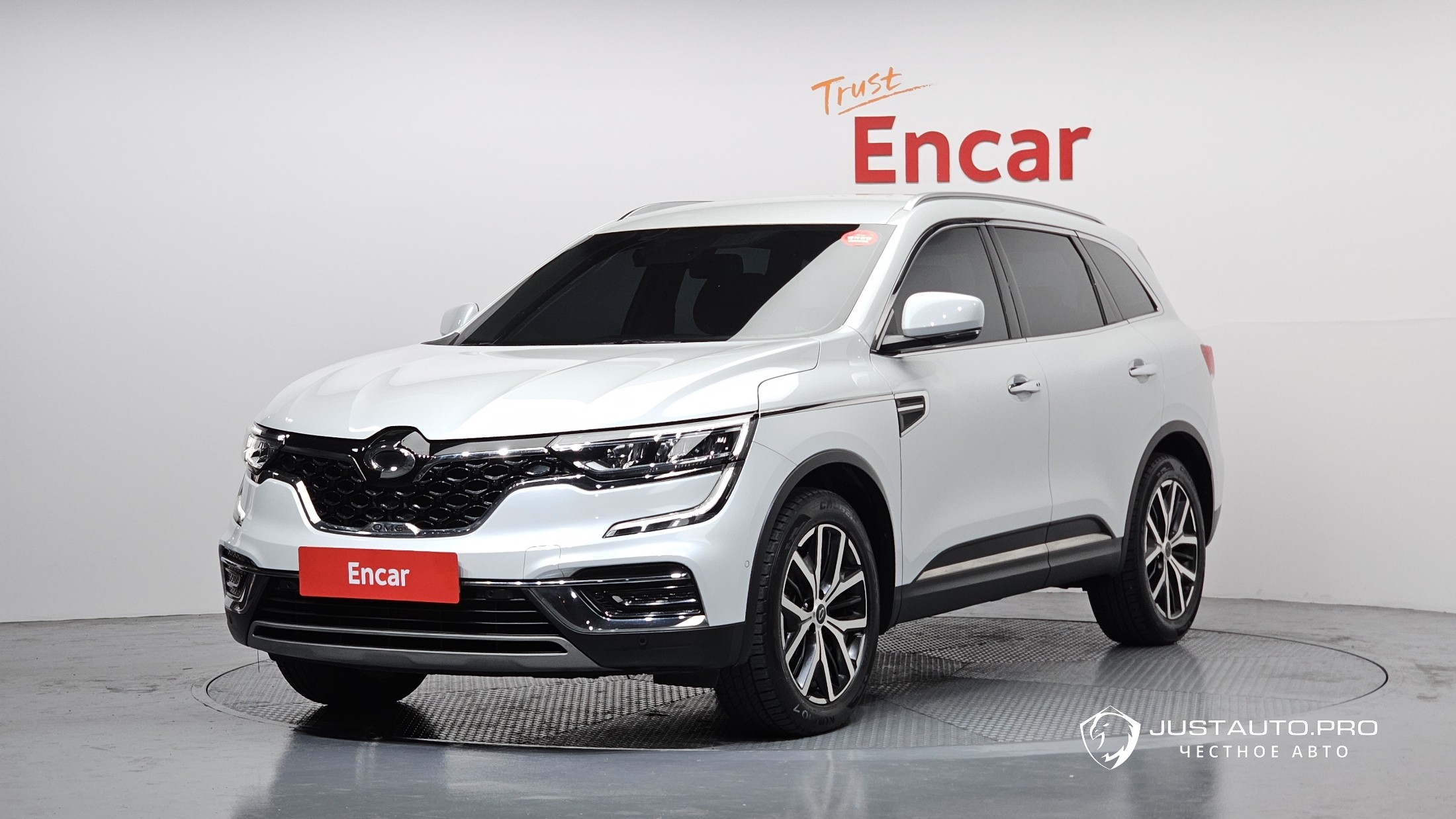 Автомобиль Renault-KoreaSamsung QM6