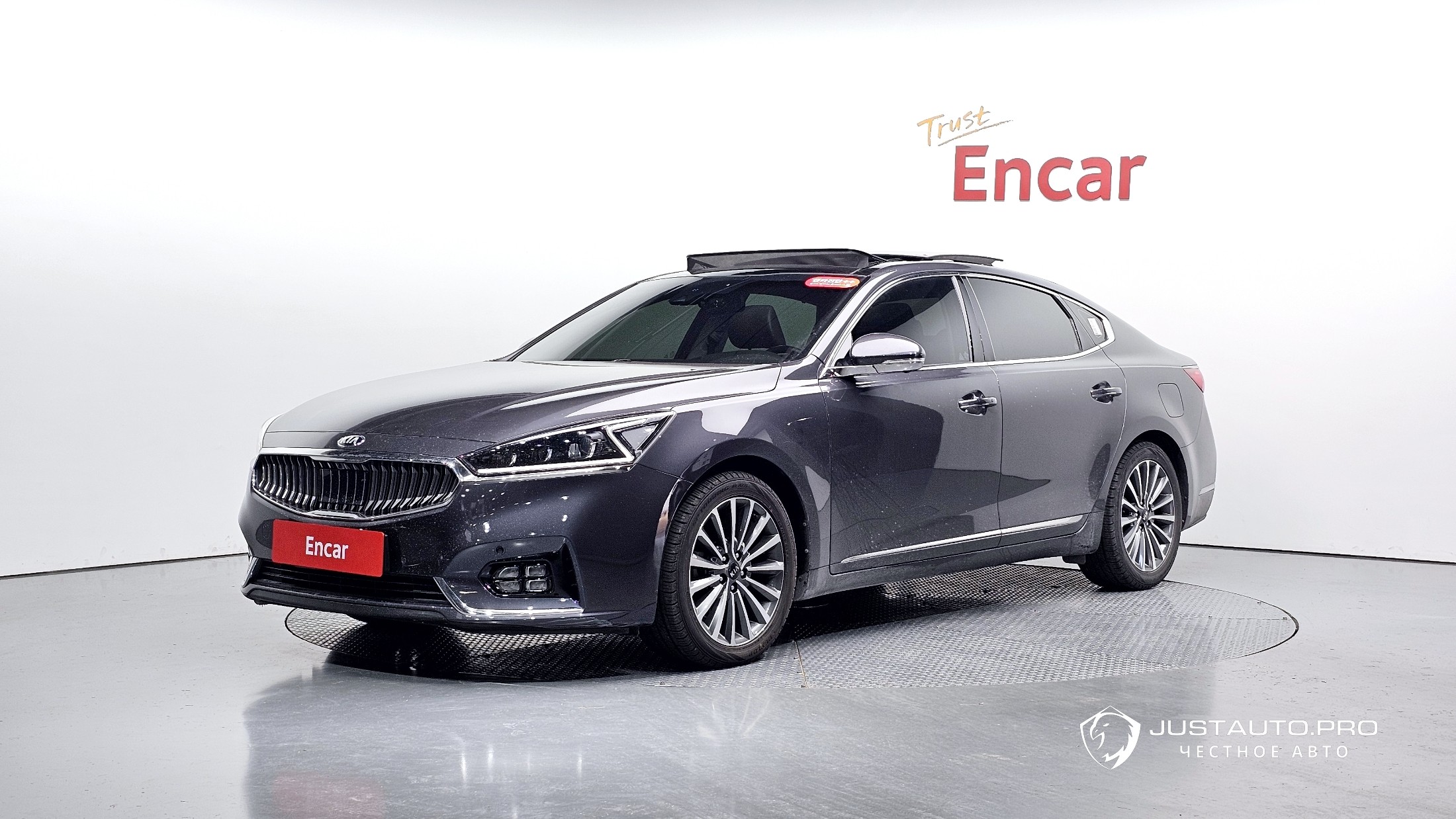Автомобиль Kia K7