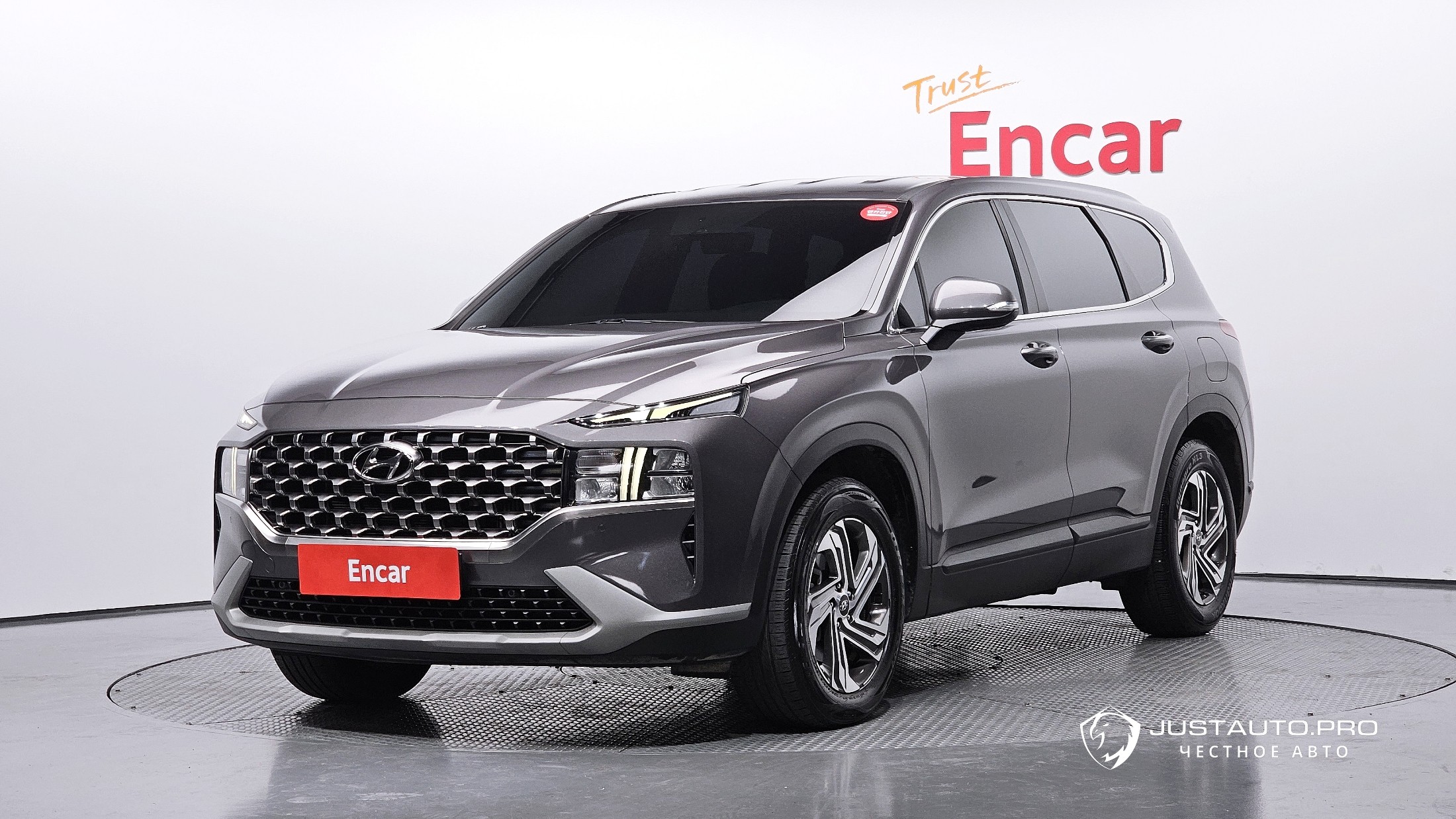 Автомобиль Hyundai Santafe