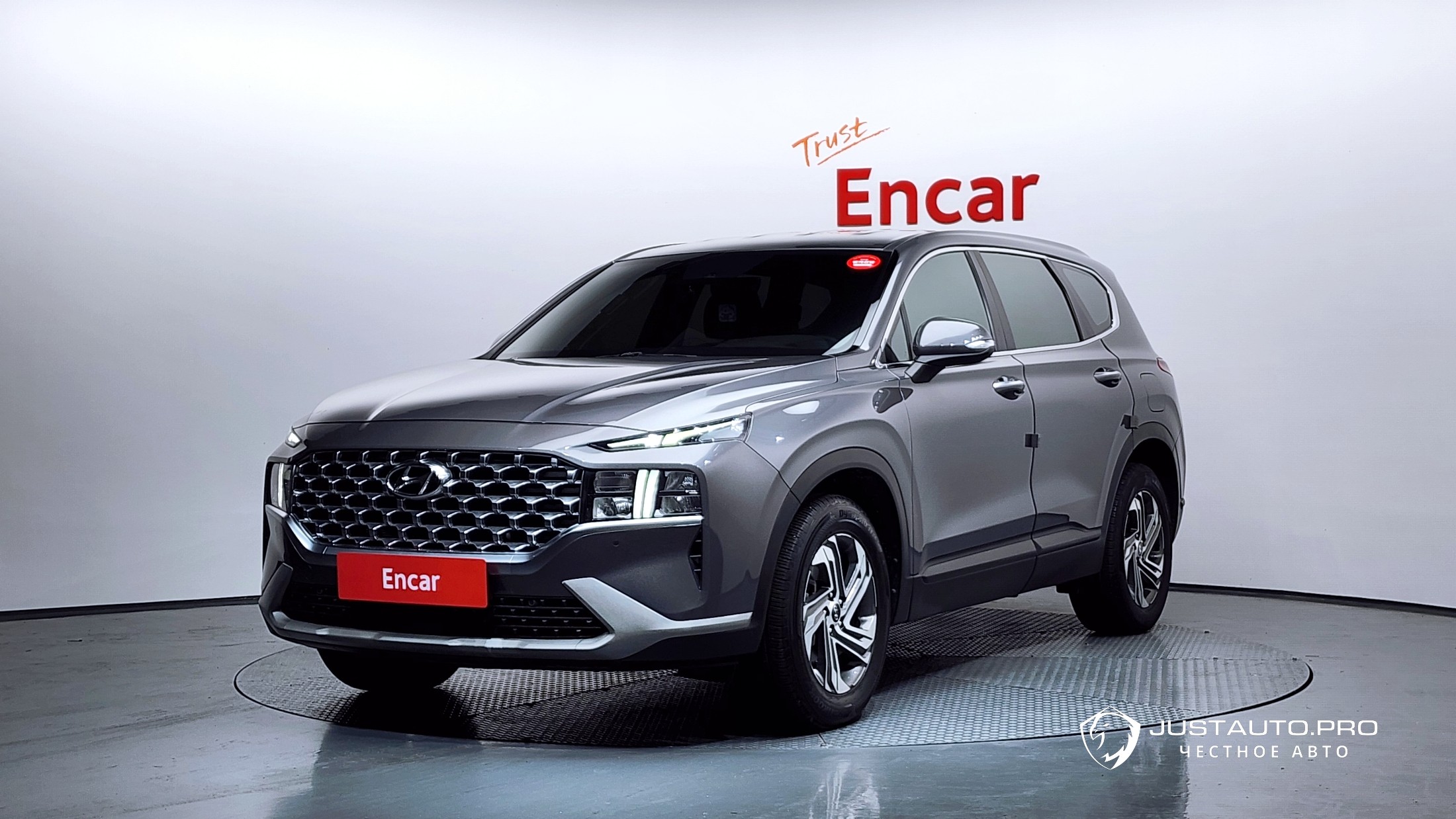 Автомобиль Hyundai Santafe