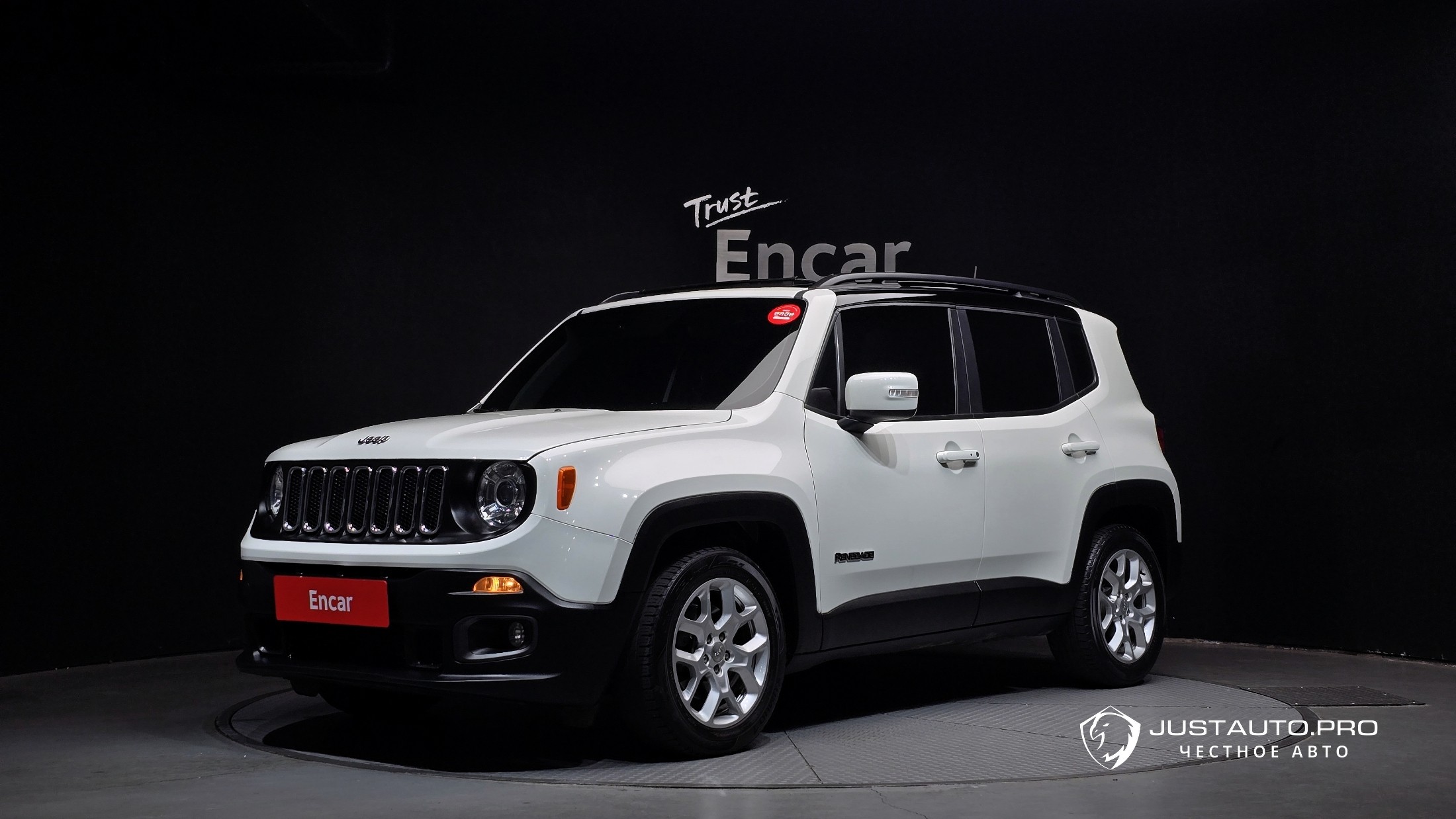 Автомобиль Jeep Renegade