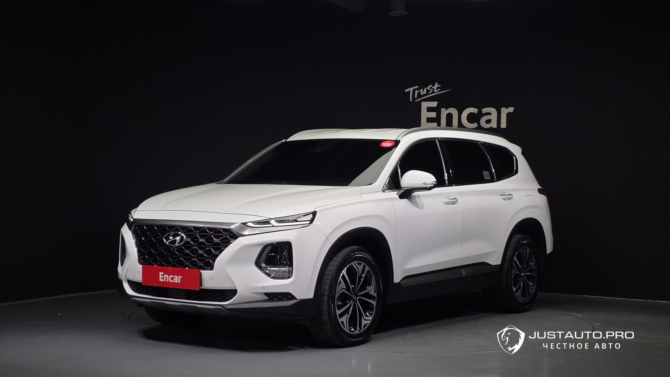 Автомобиль Hyundai Santafe