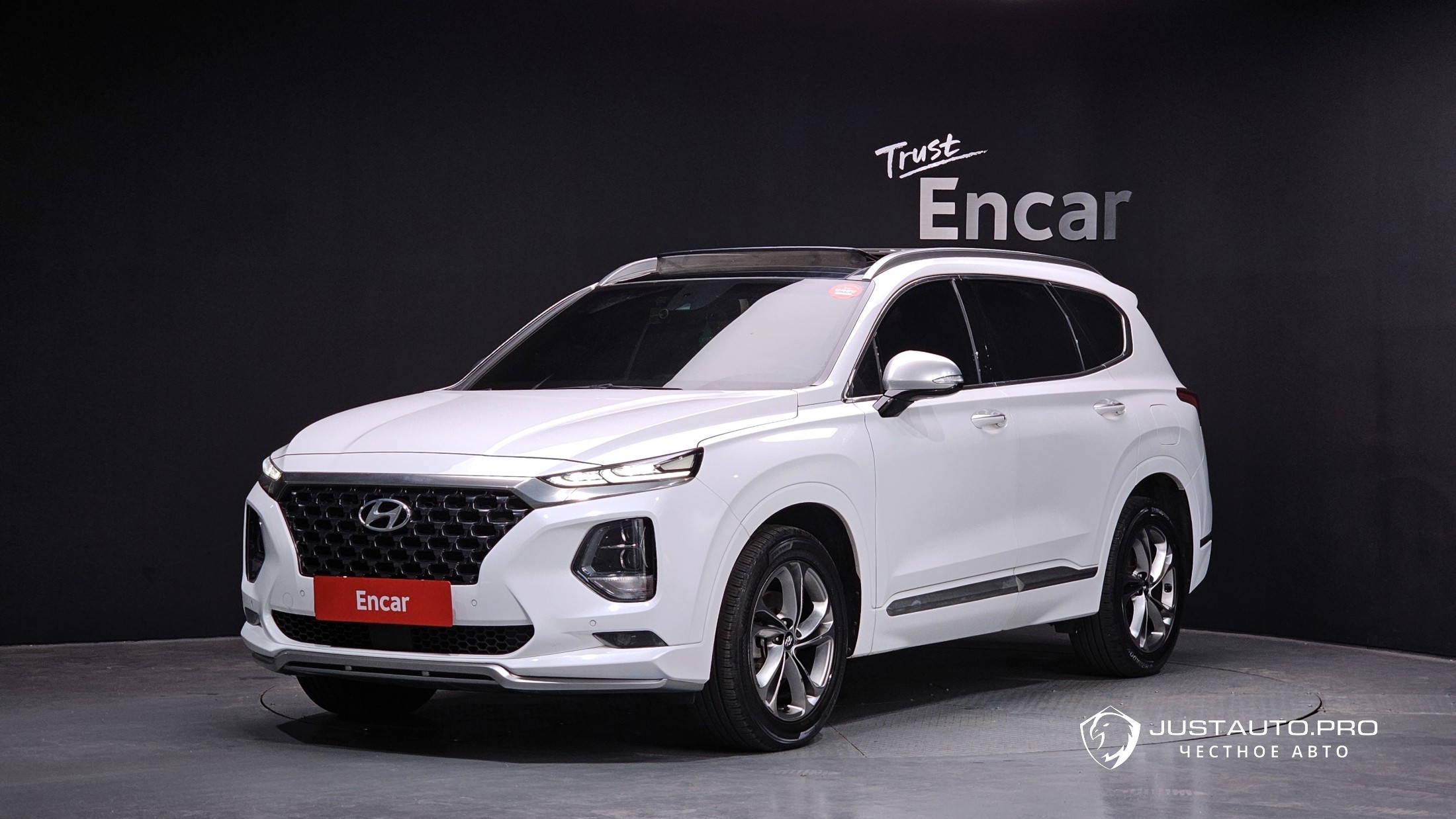 Автомобиль Hyundai Santafe