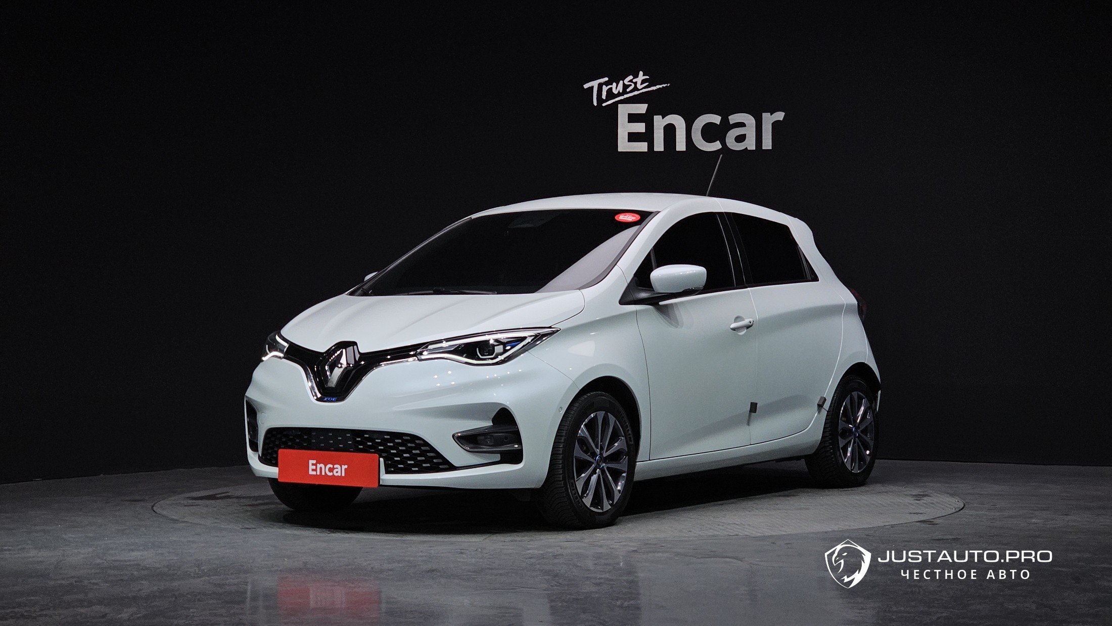 Автомобиль Renault-KoreaSamsung Zoe
