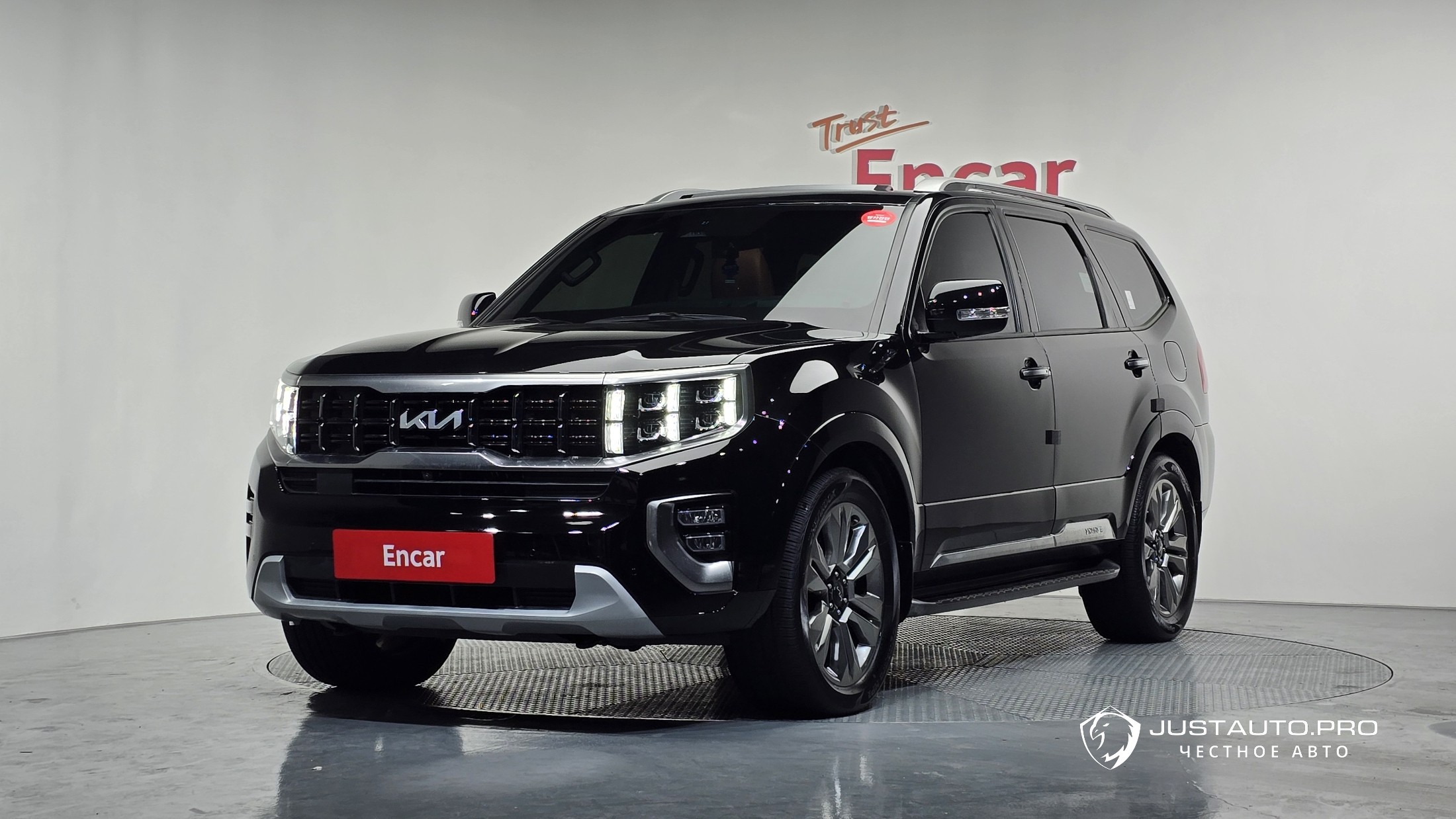 Автомобиль Kia Mohave