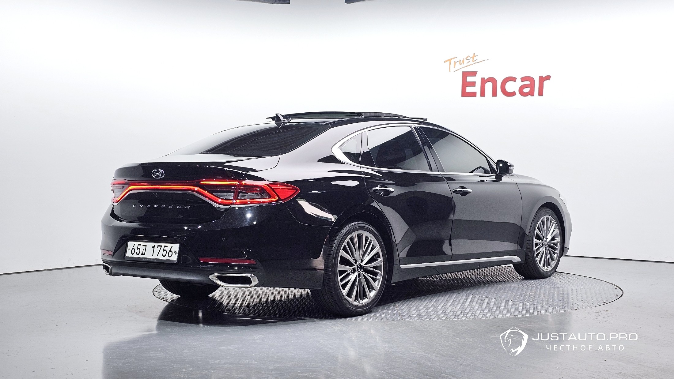 Автомобиль Hyundai Grandeur
