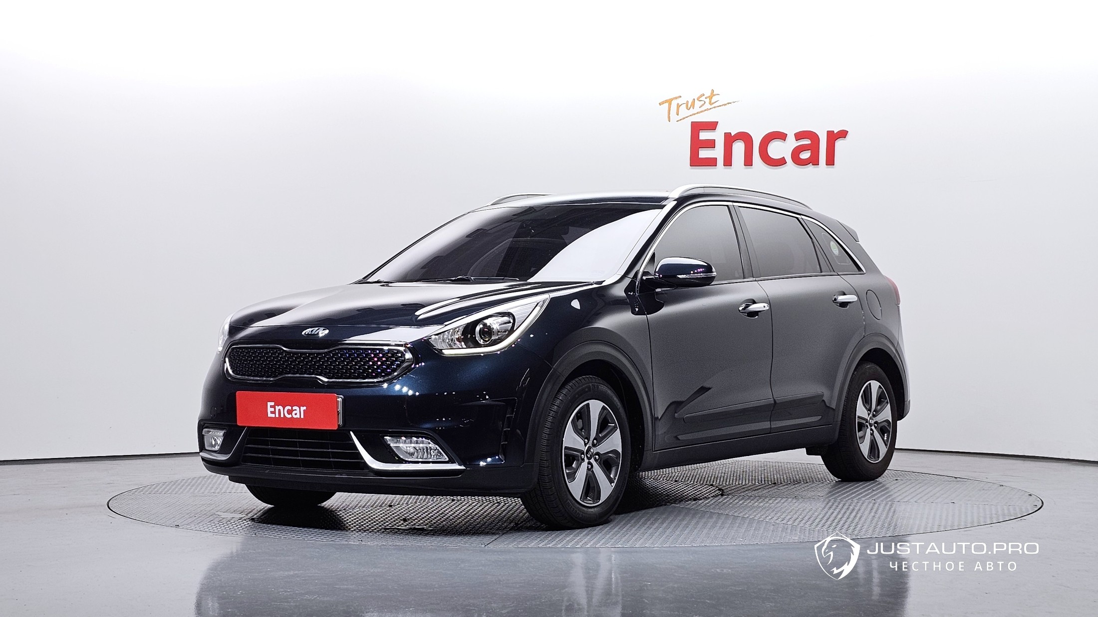 Автомобиль Kia Niro